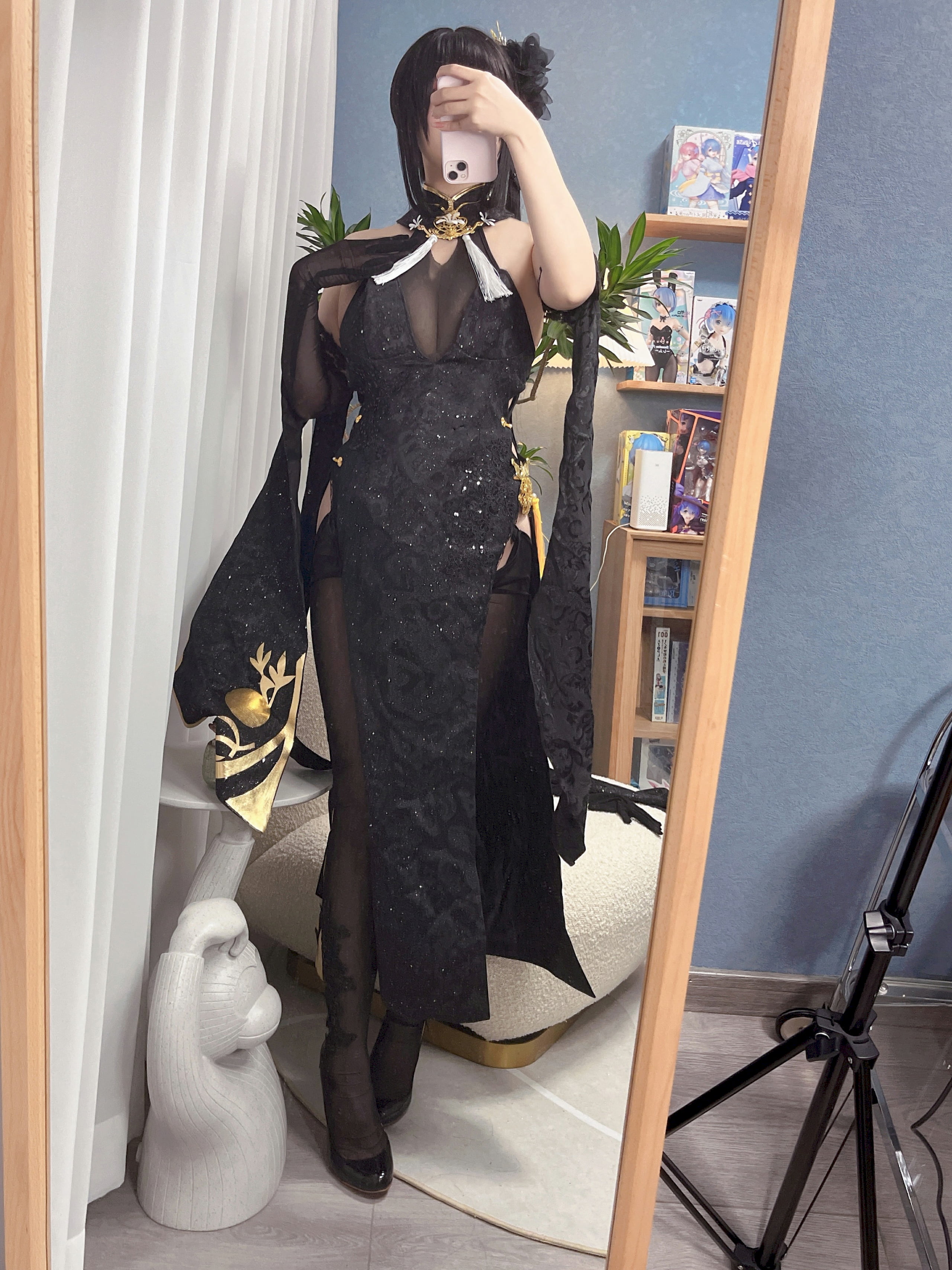 Rioko Liangliangzi Zhenhai Selfie