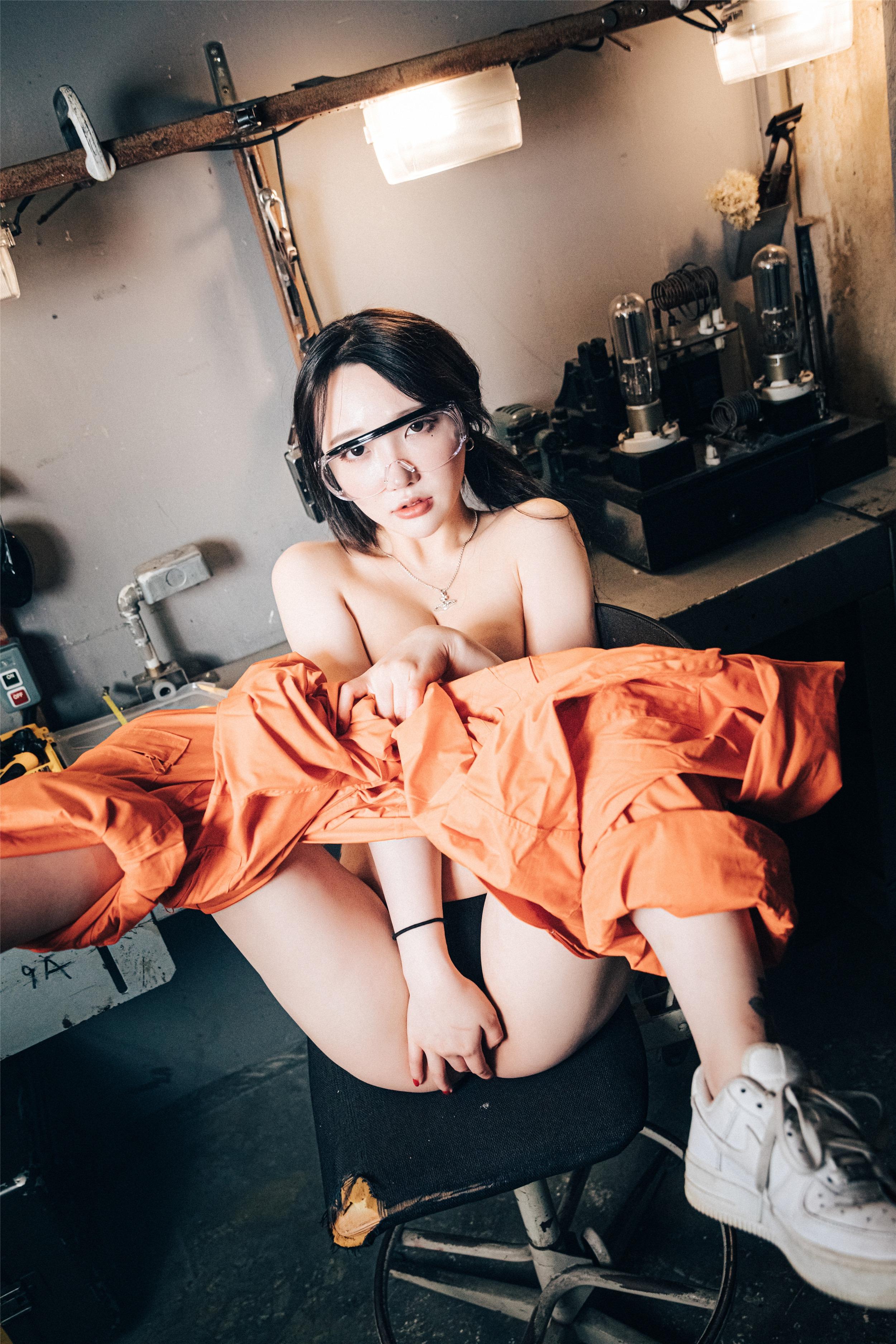 Loozy] Son Ye-Eun (손예은) - Công Cụ Của Tôi Ở Đâu 82P