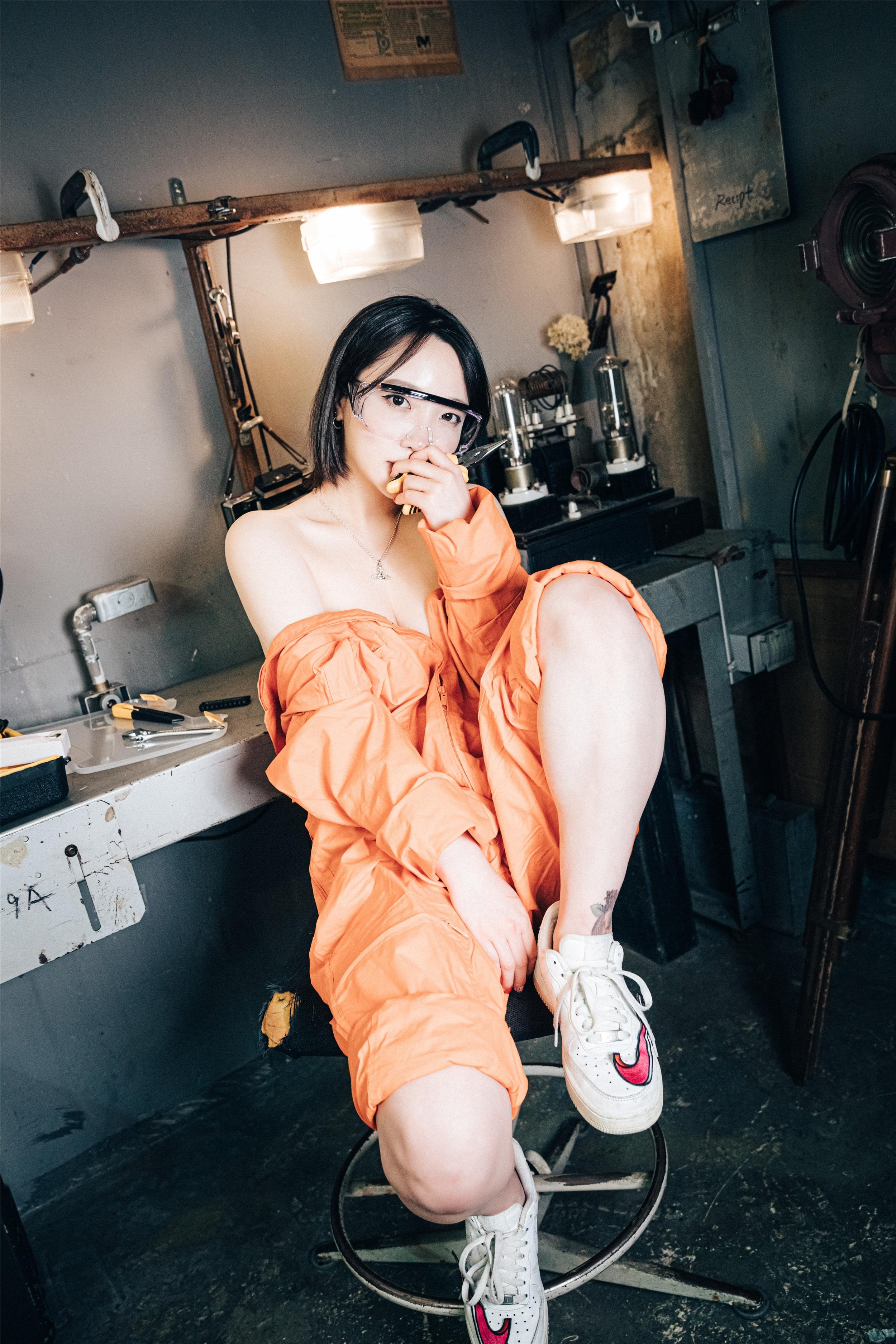 Loozy] Son Ye-Eun (손예은) - Công Cụ Của Tôi Ở Đâu 82P
