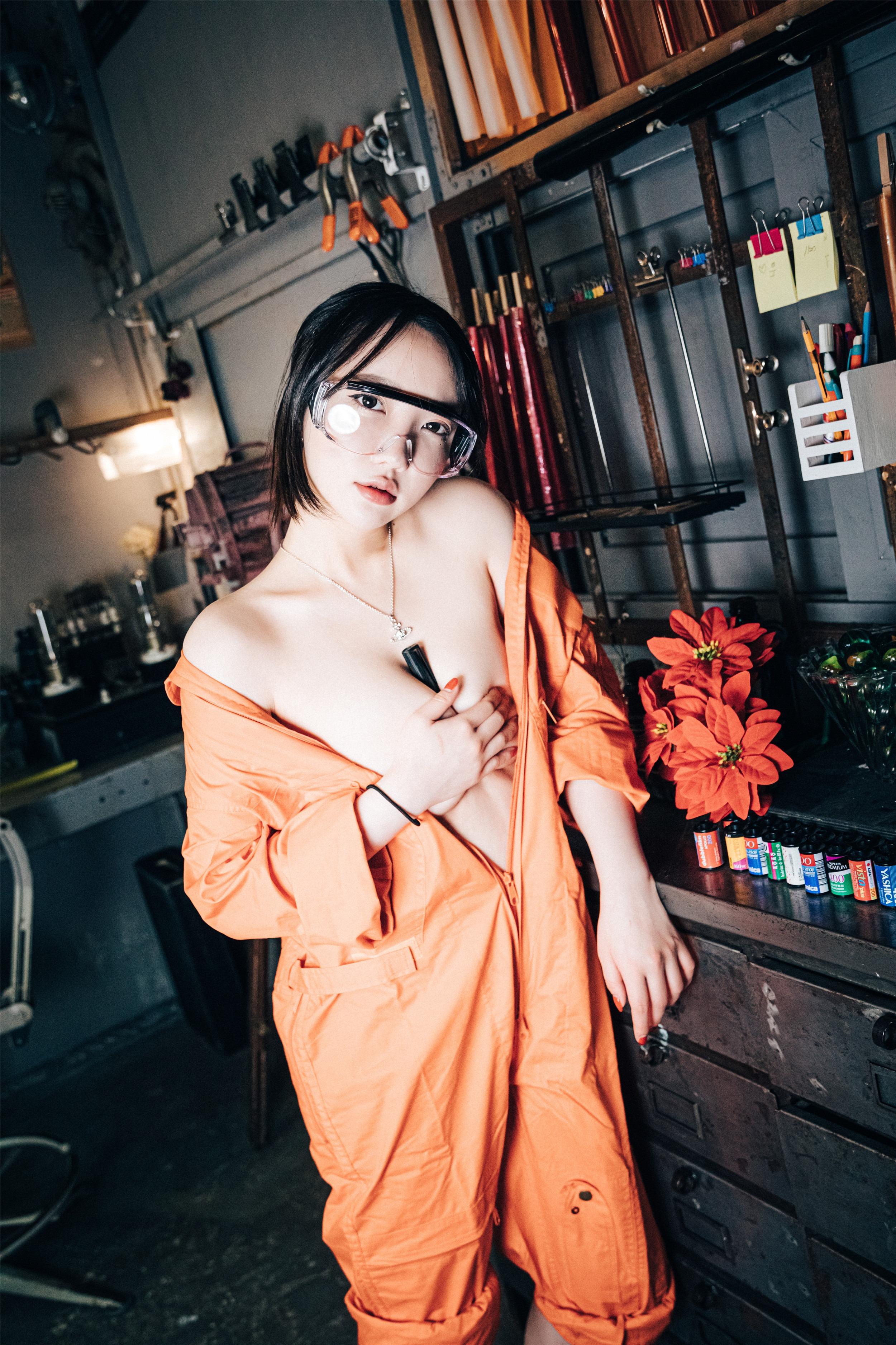 Loozy] Son Ye-Eun (손예은) - Công Cụ Của Tôi Ở Đâu 82P
