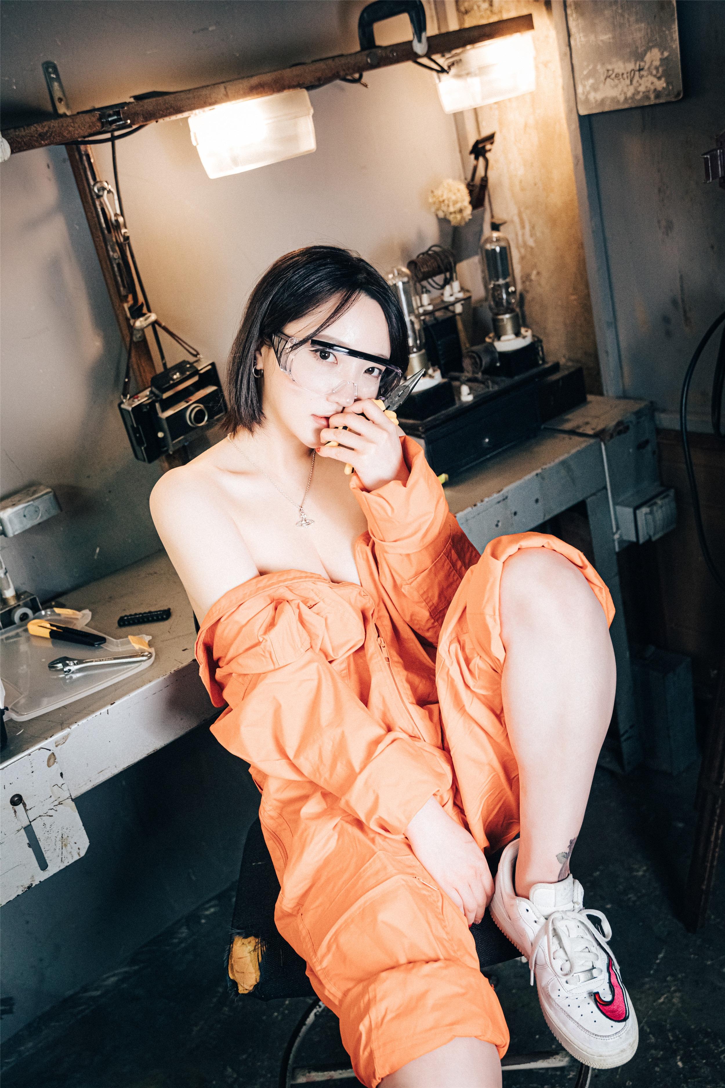 Loozy] Son Ye-Eun (손예은) - Công Cụ Của Tôi Ở Đâu 82P