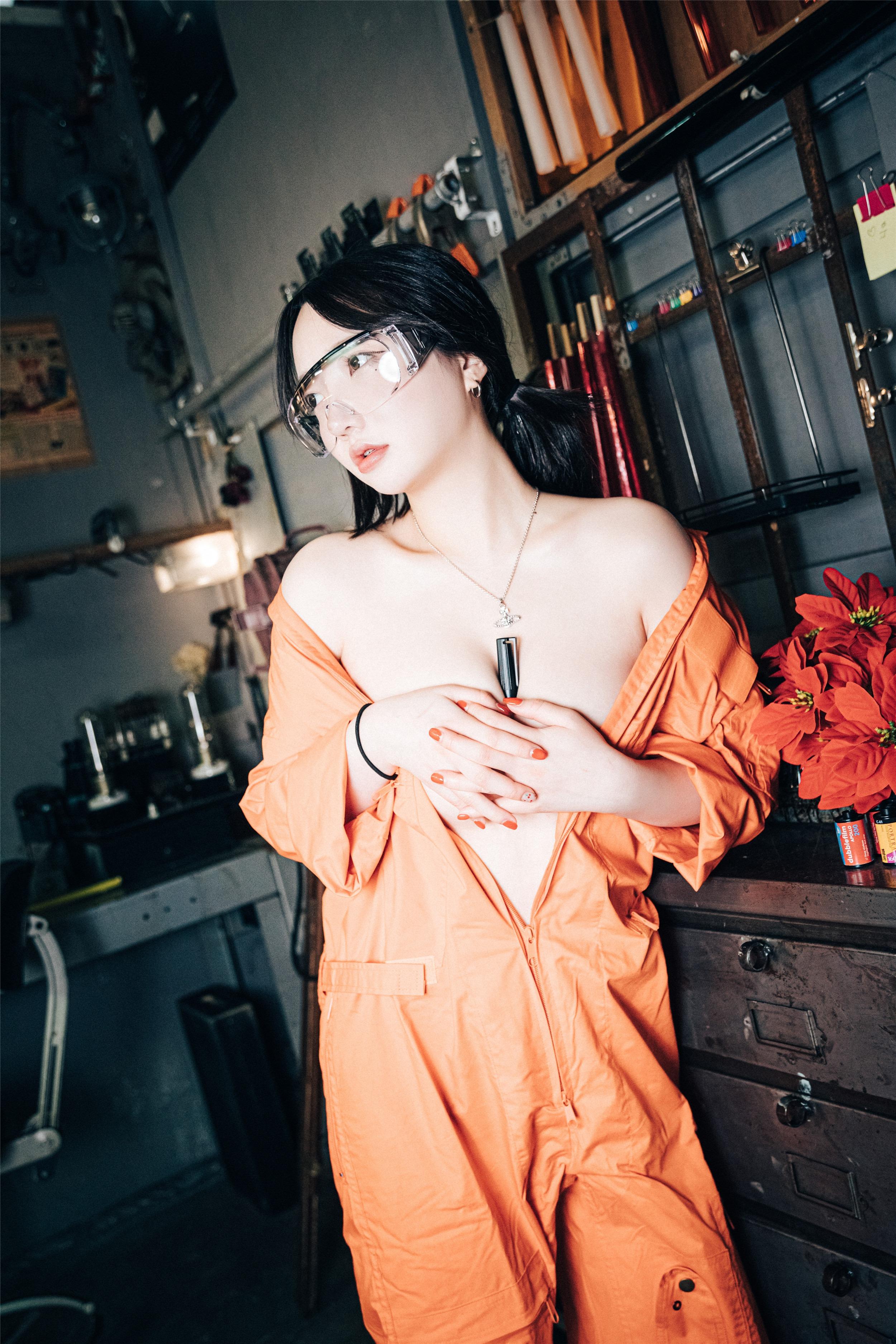 Loozy] Son Ye-Eun (손예은) - Công Cụ Của Tôi Ở Đâu 82P