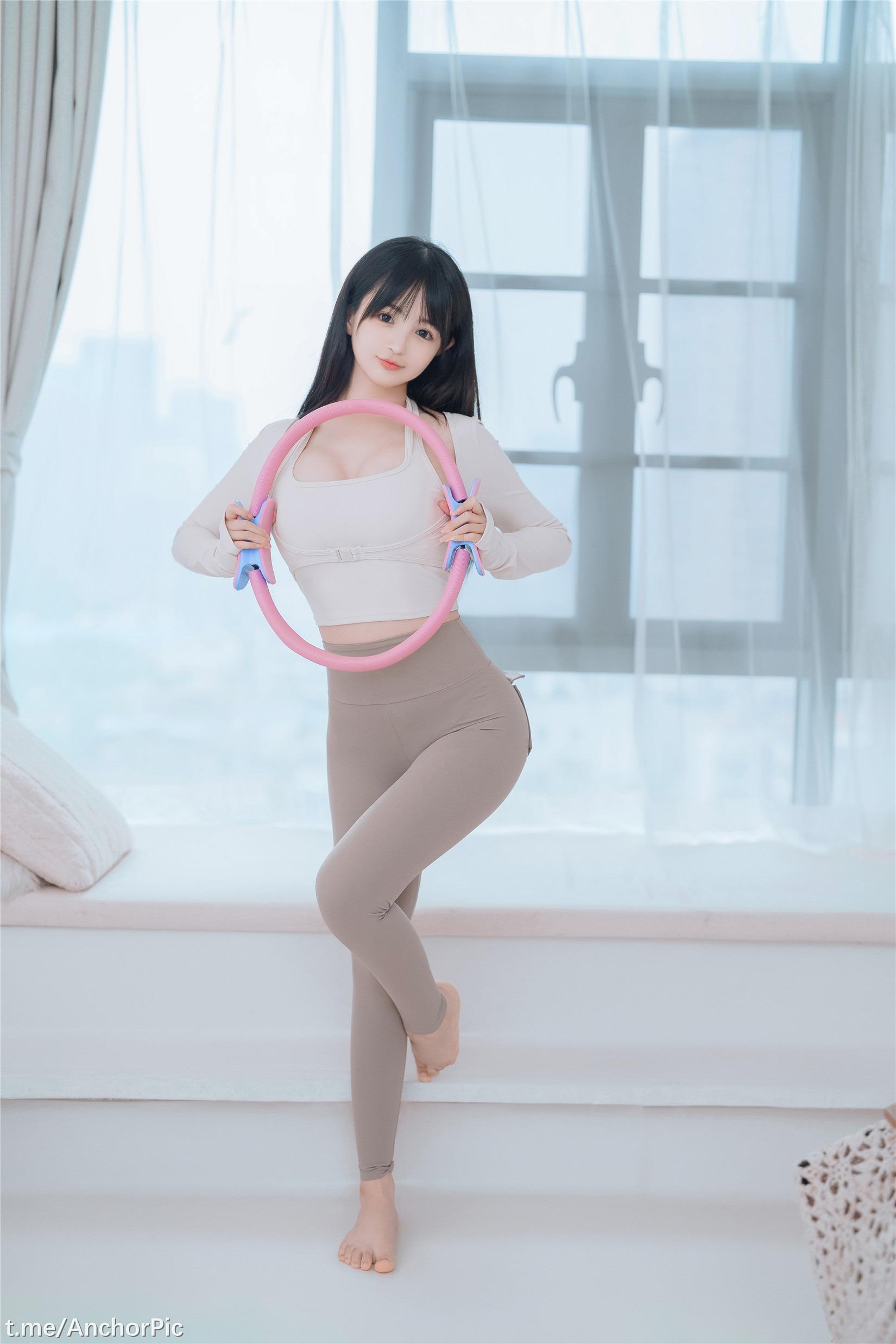 桜井ニンニン - ヨガ妹 111P