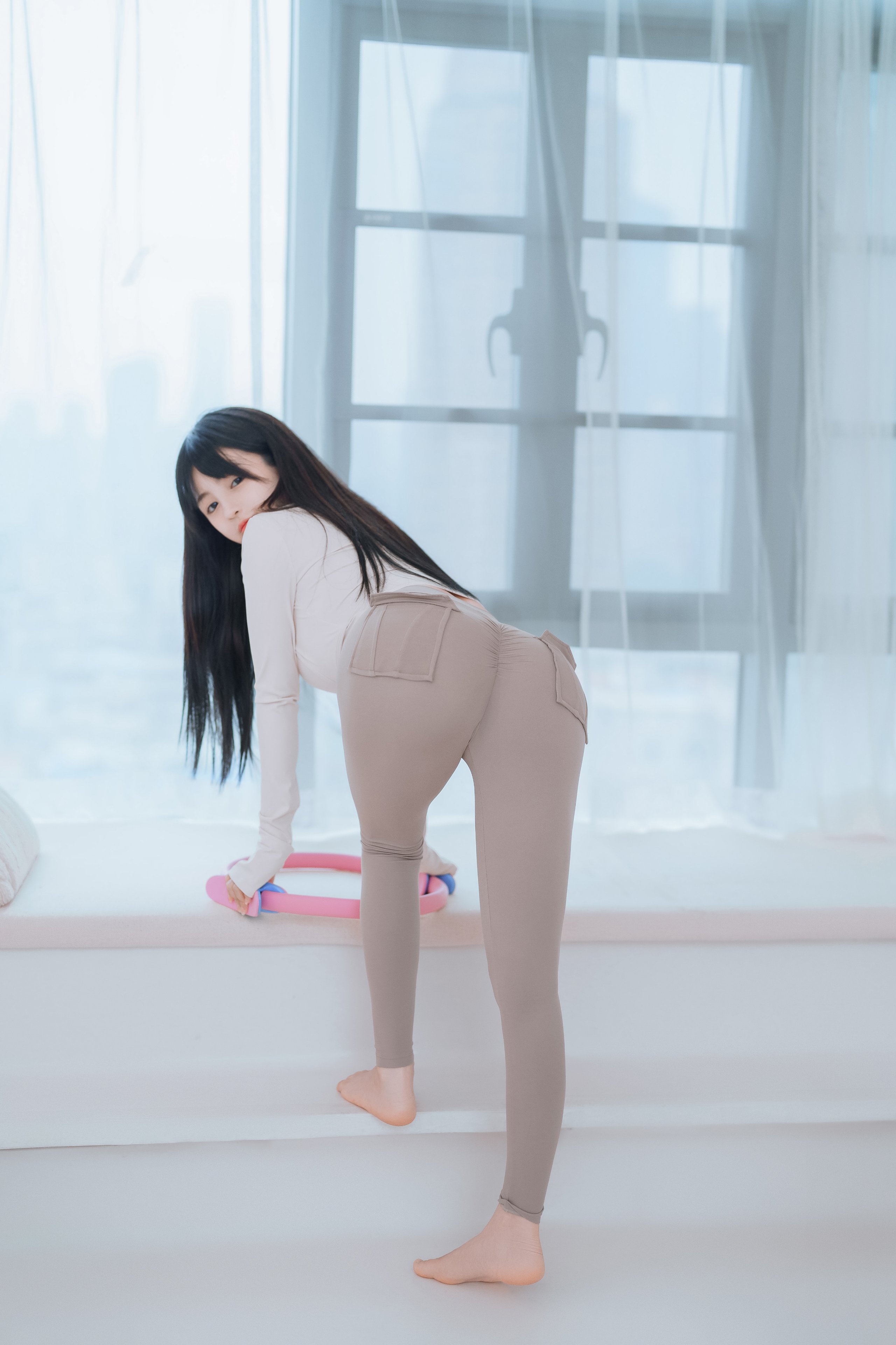 Sakurai Ningning] Yoga em gái