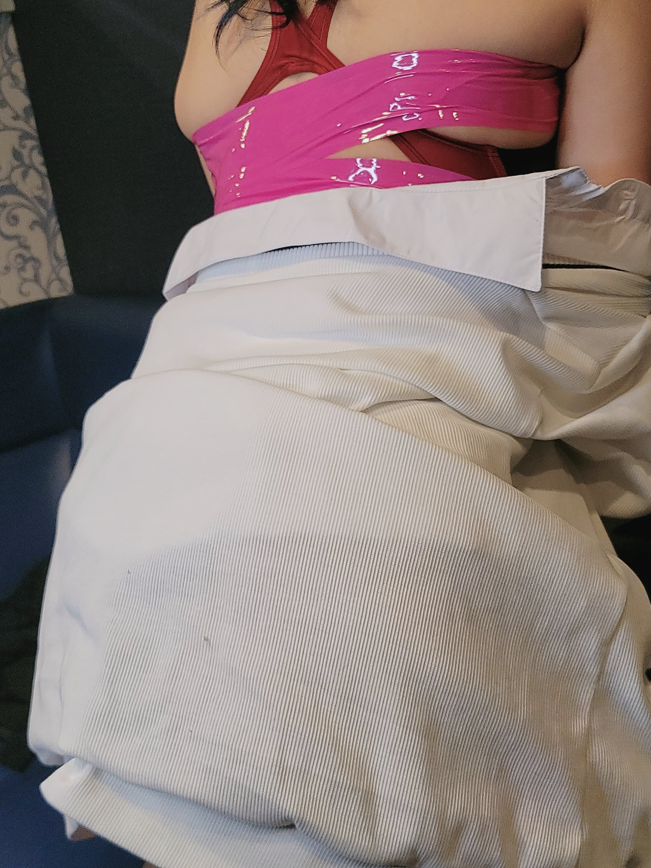 舒蘭·尼亞瑪] 我讓女中生穿上競泳泳衣並綁起來，擅自拍照後，她發情了並強行襲擊了我，不過Ww