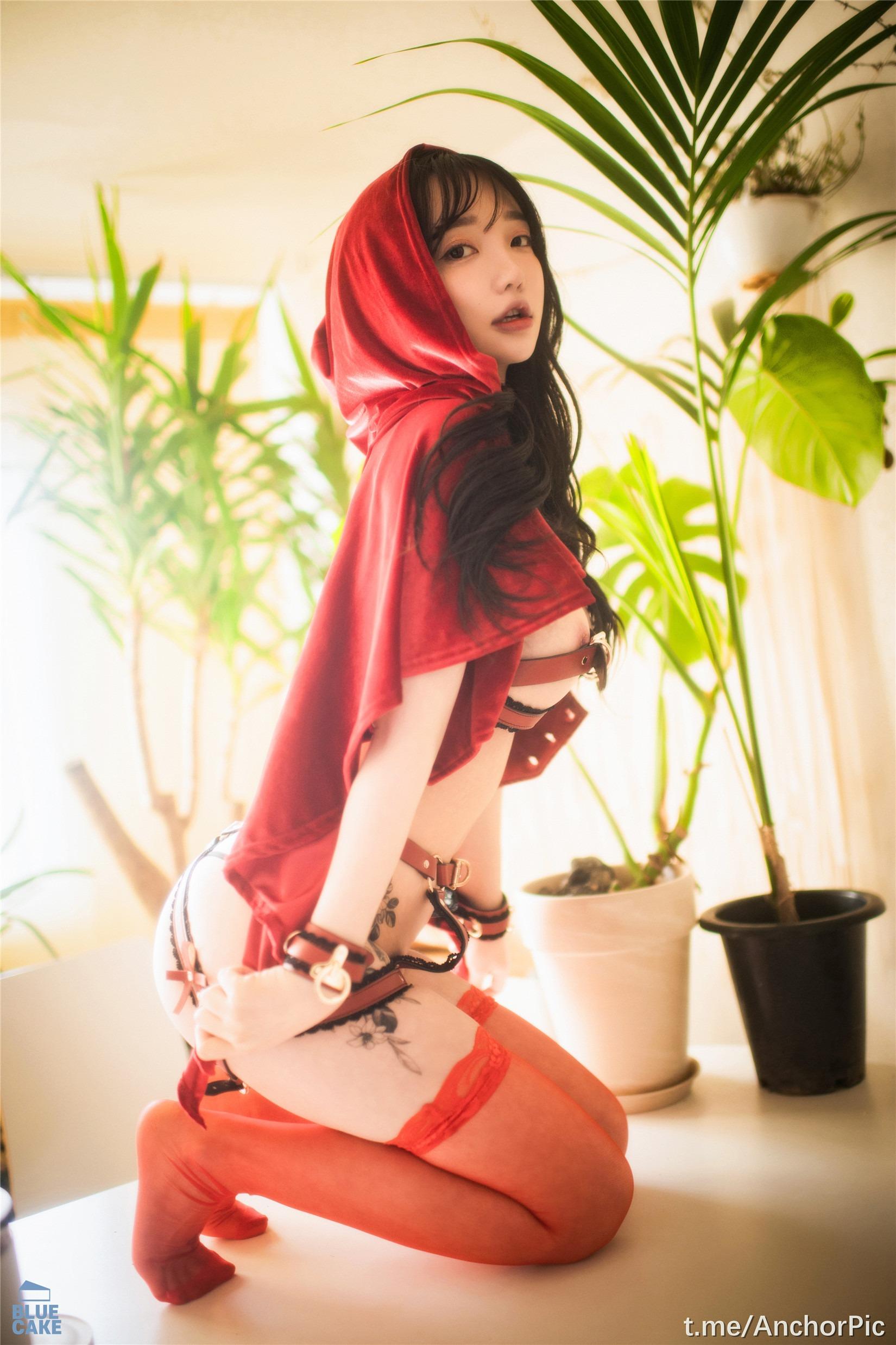 BLUECAKE] Son Ye-eun - REDHOOD SM 154P