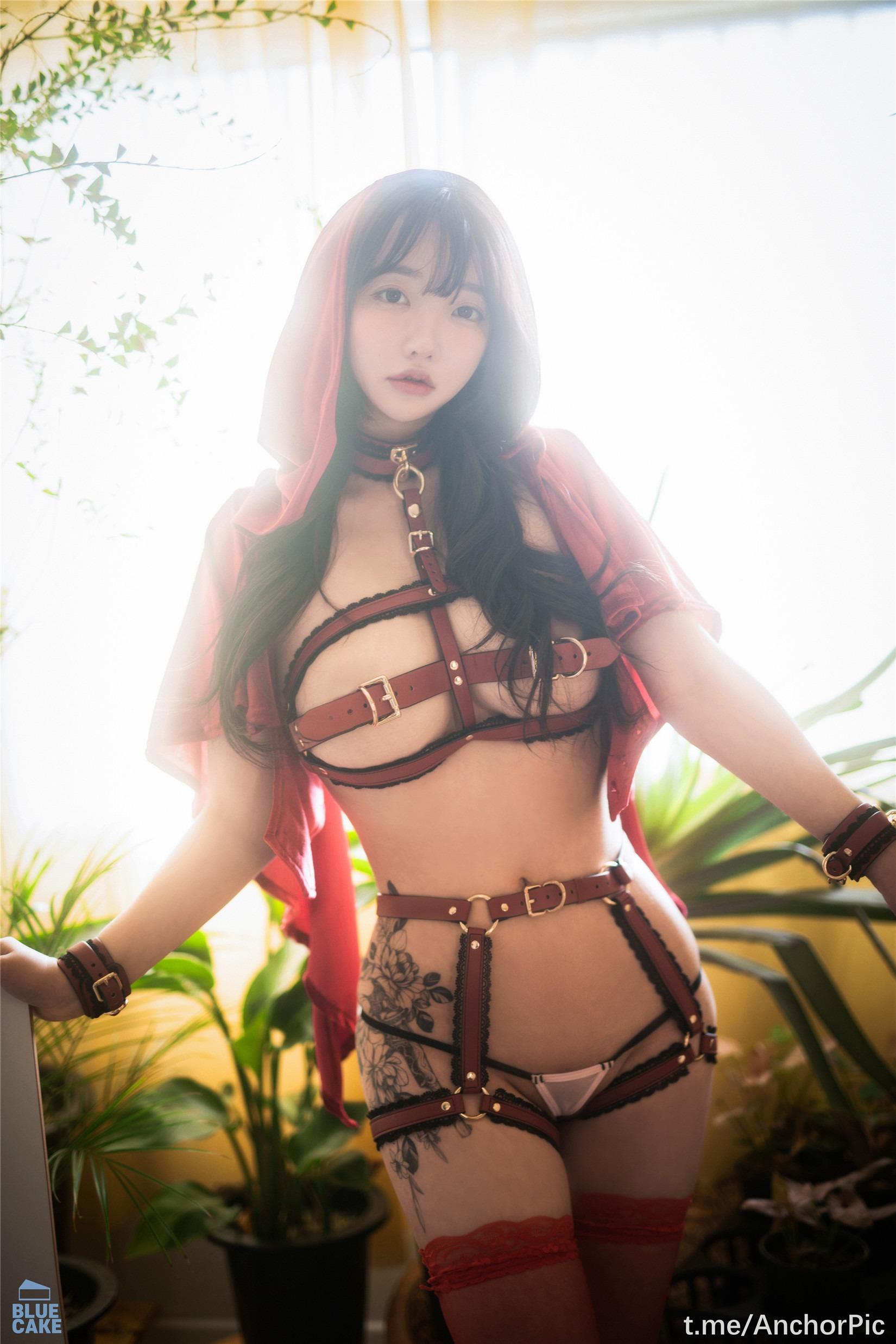 BLUECAKE] Son Ye-Eun - REDHOOD SM 154P