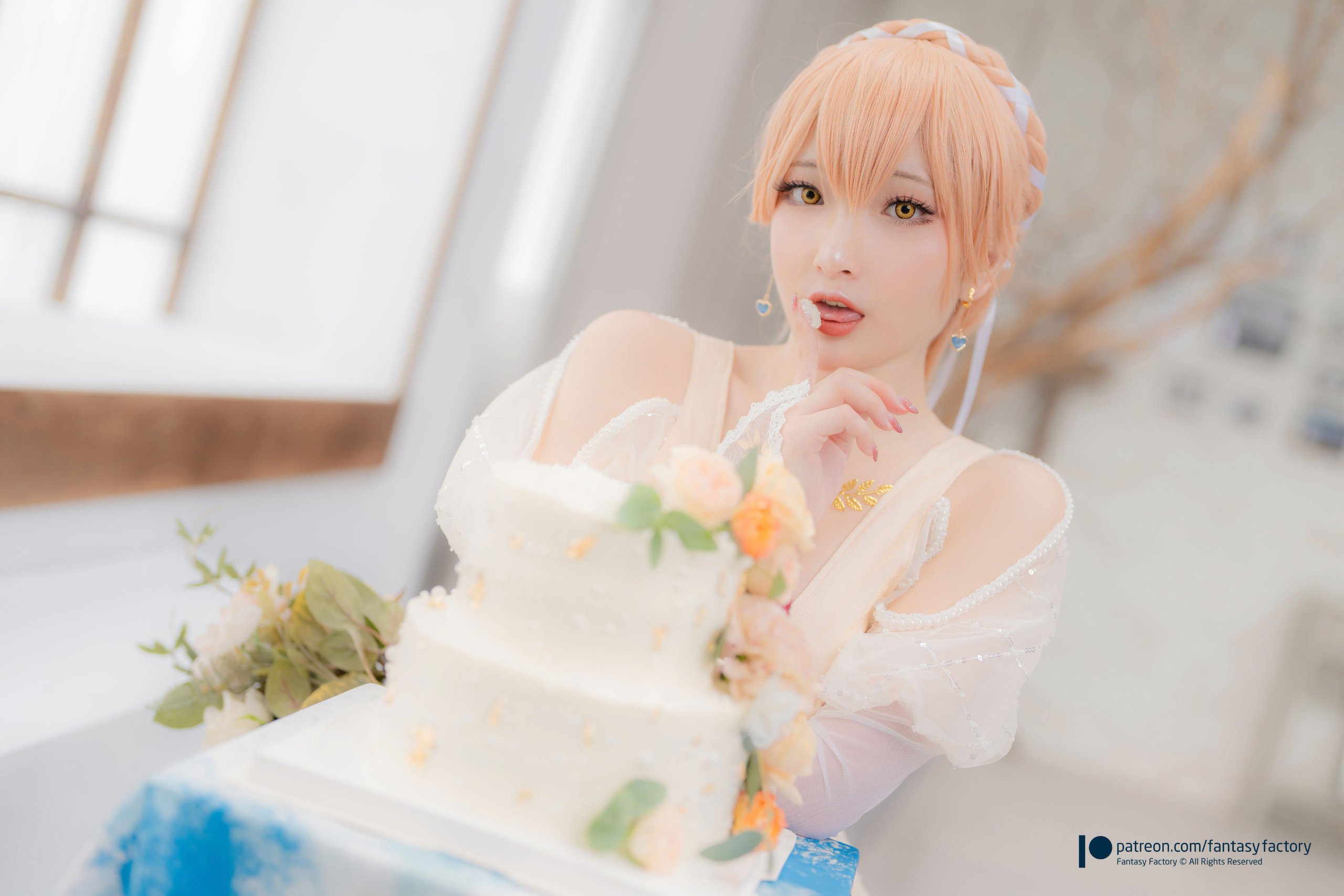 ファンタジー ファクトリー] オツ-14 ウェディングドレス