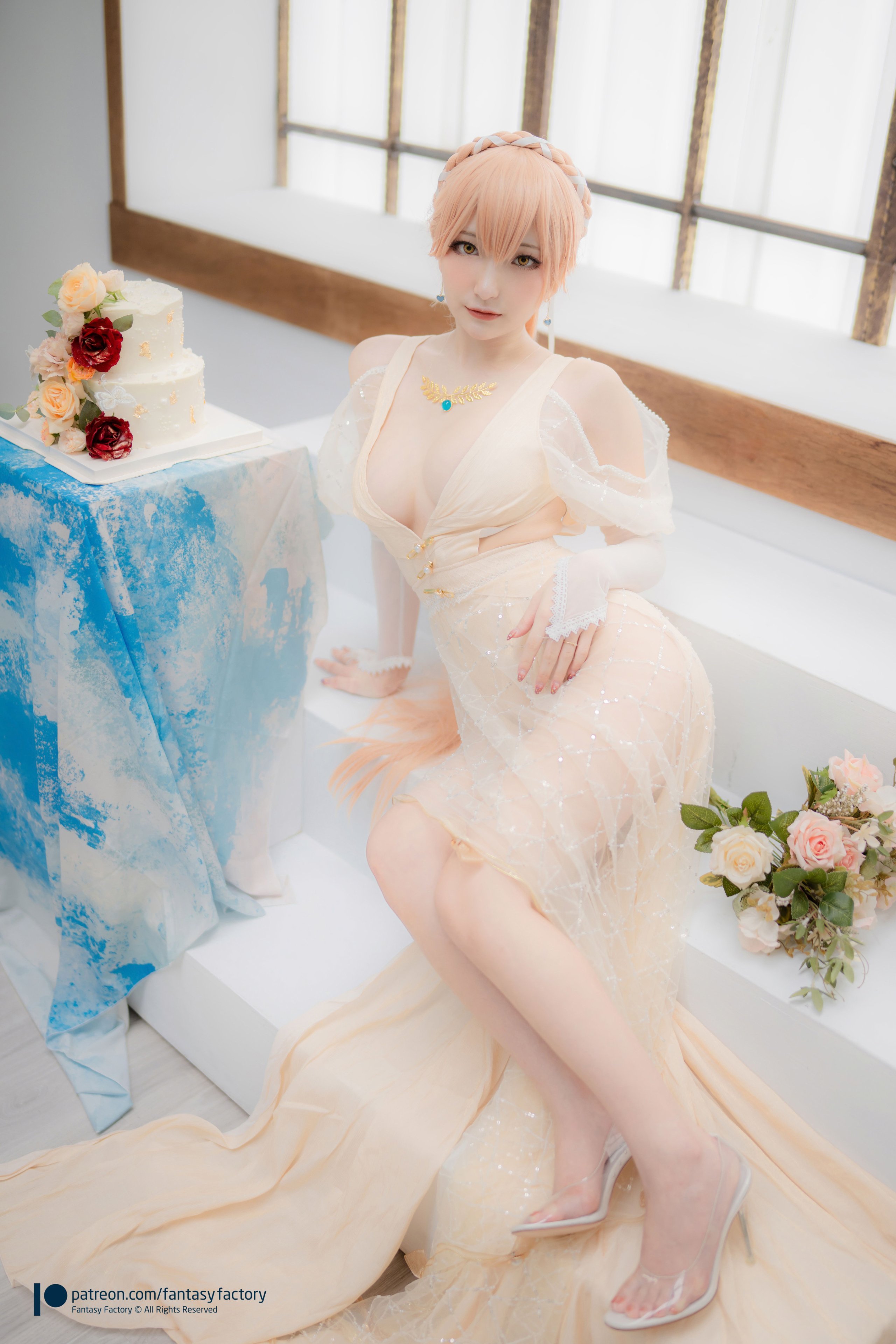 ファンタジー ファクトリー] オツ-14 ウェディングドレス