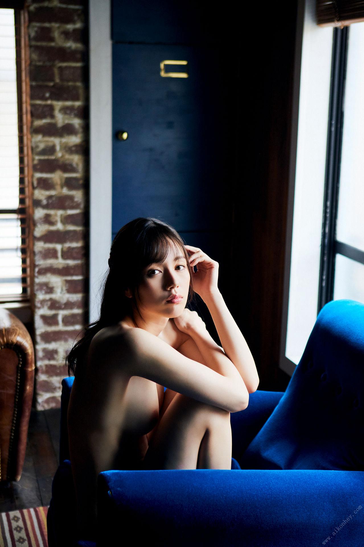 涼森れむ 世界一美しいヘアヌード レッド Ver. FRIDAY デジタル写真集 90P