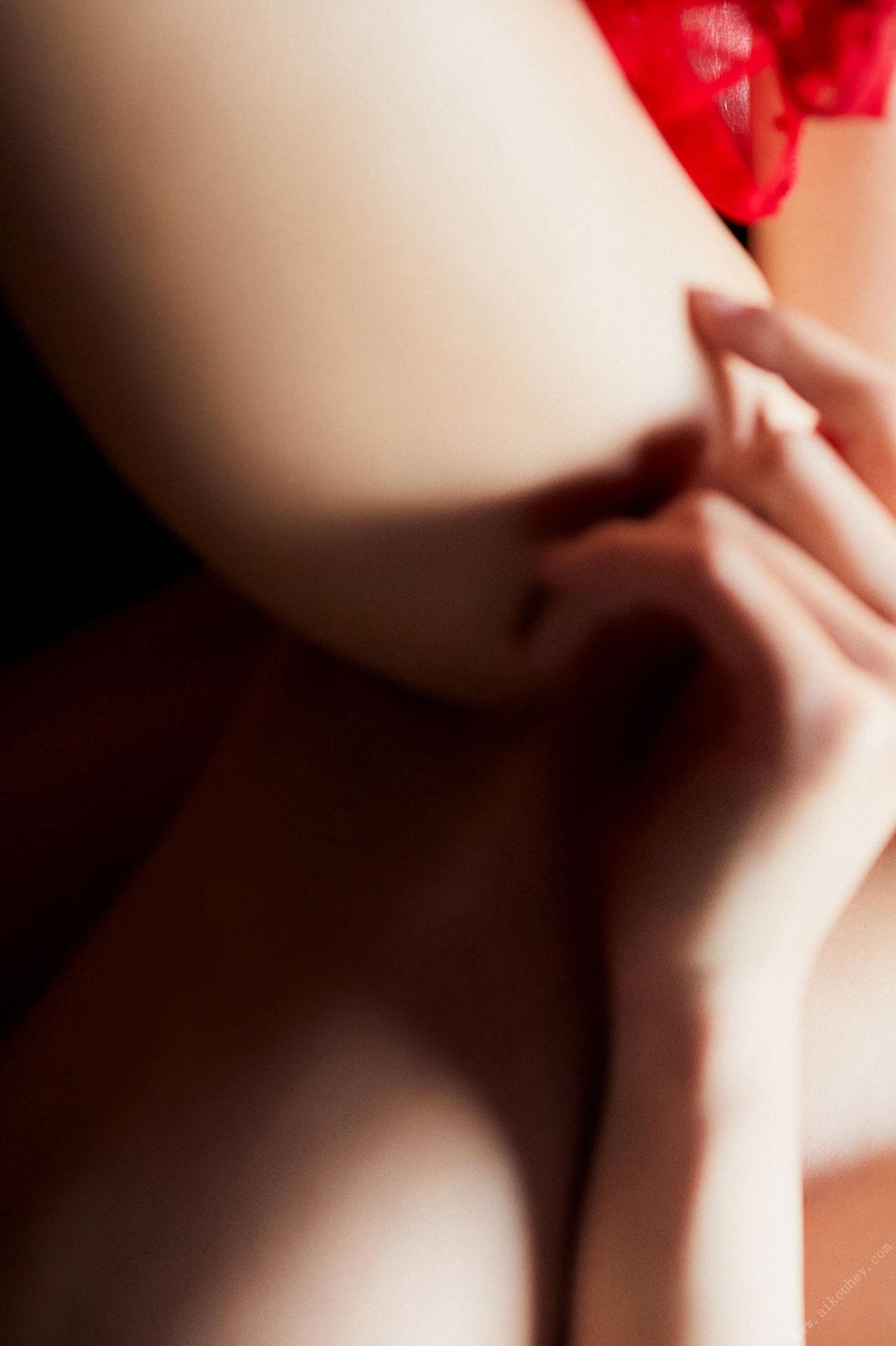 涼森れむ 世界一美しいヘアヌード レッド Ver. FRIDAY デジタル写真集 90P