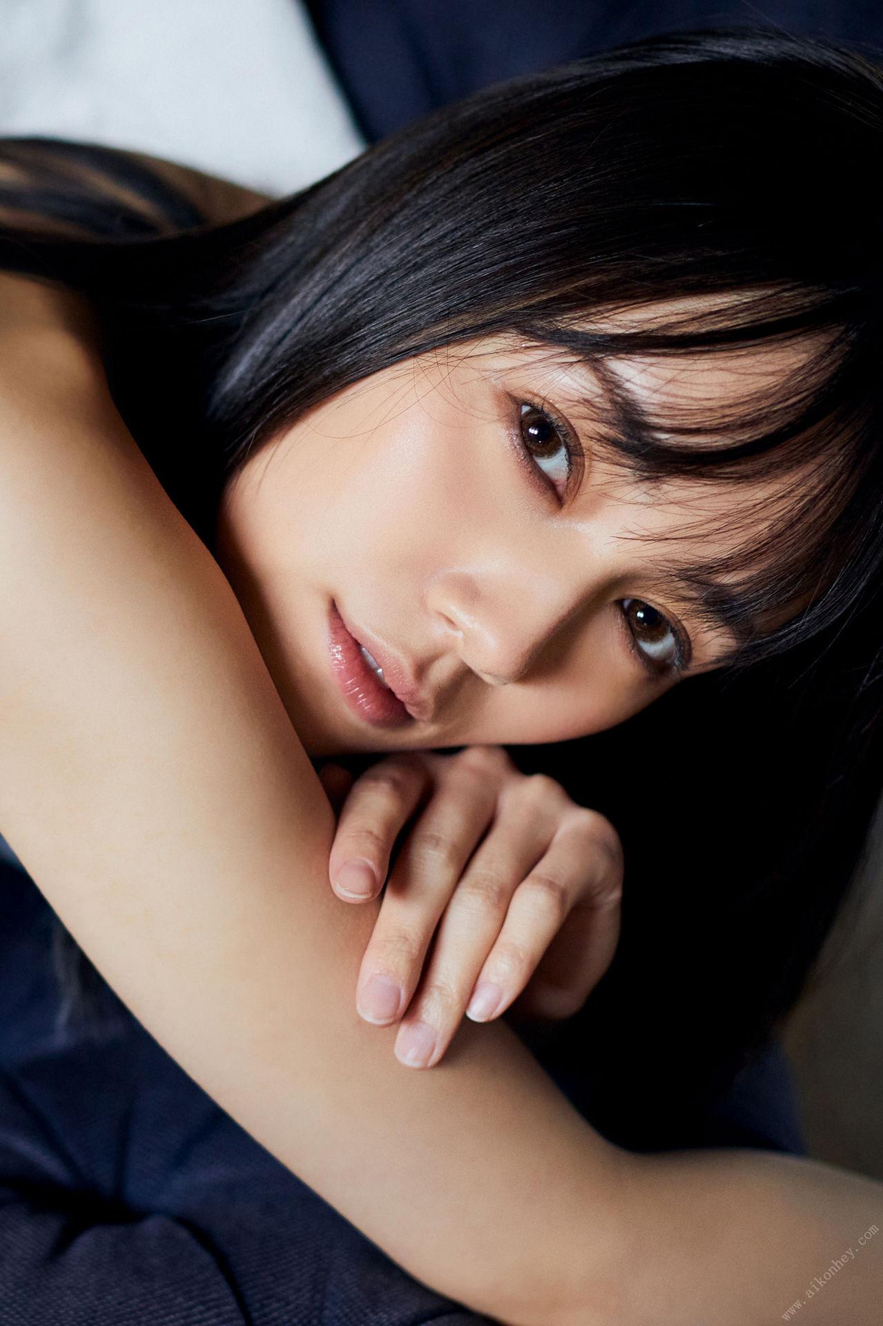 涼森れむ 世界一美しいヘアヌード レッド Ver. FRIDAY デジタル写真集 90P