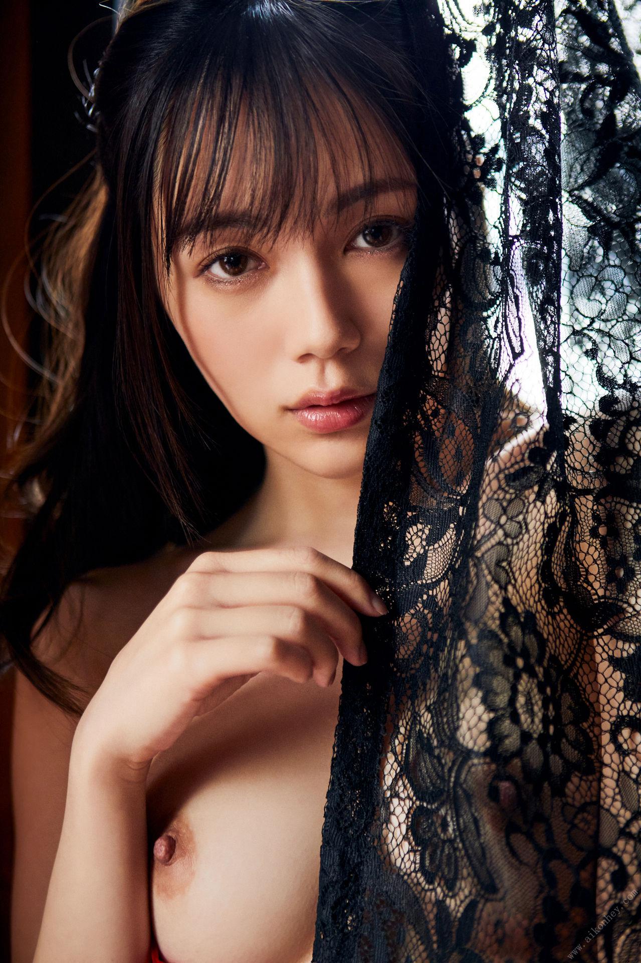 涼森れむ 世界一美しいヘアヌード レッド Ver. FRIDAY デジタル写真集 90P