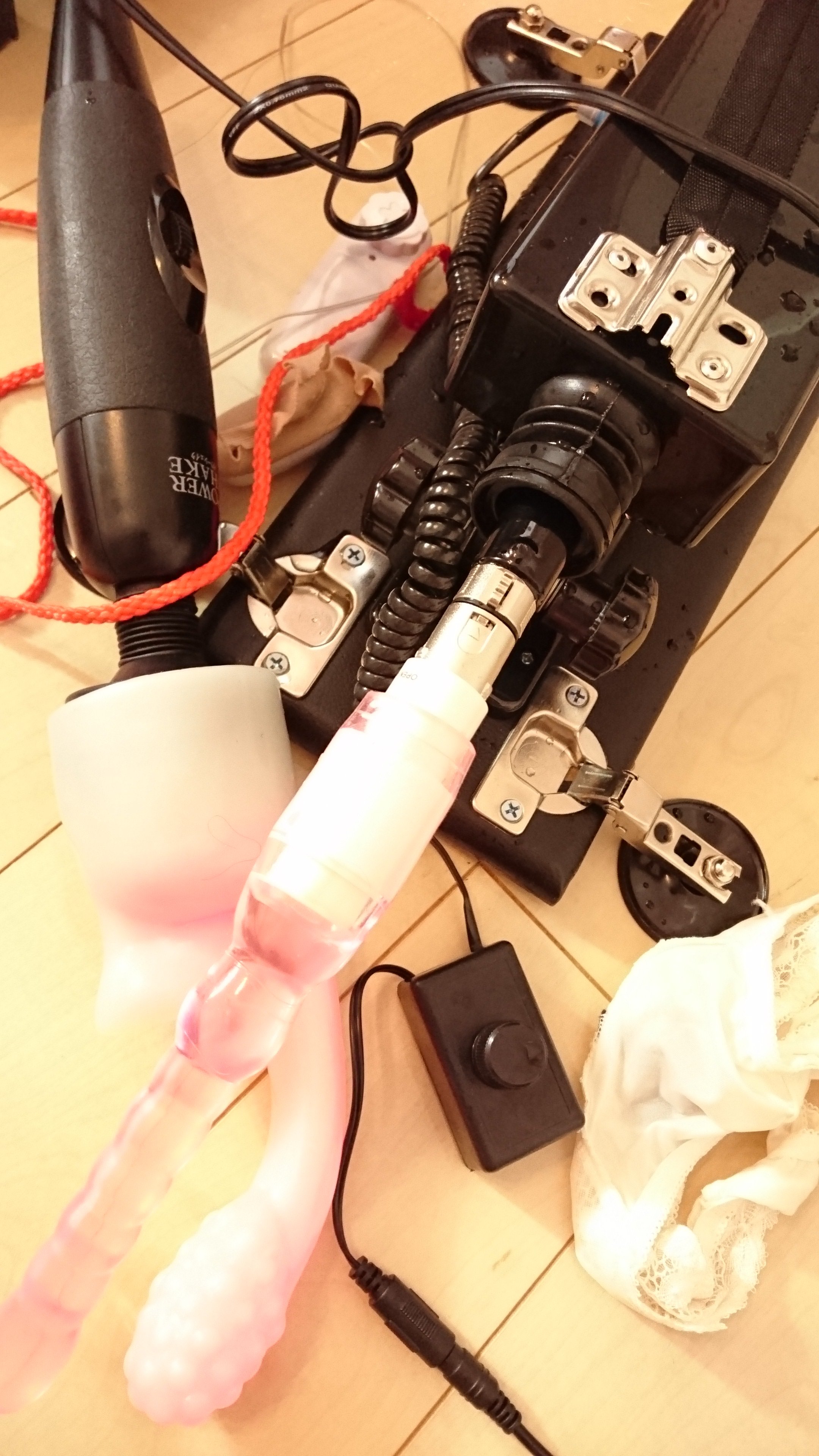 Dotechin Sales Office (Okada Yui)] I wish I hadn't learned about anal.... Anal Fucking Machine Unboxing (Touhou Project)