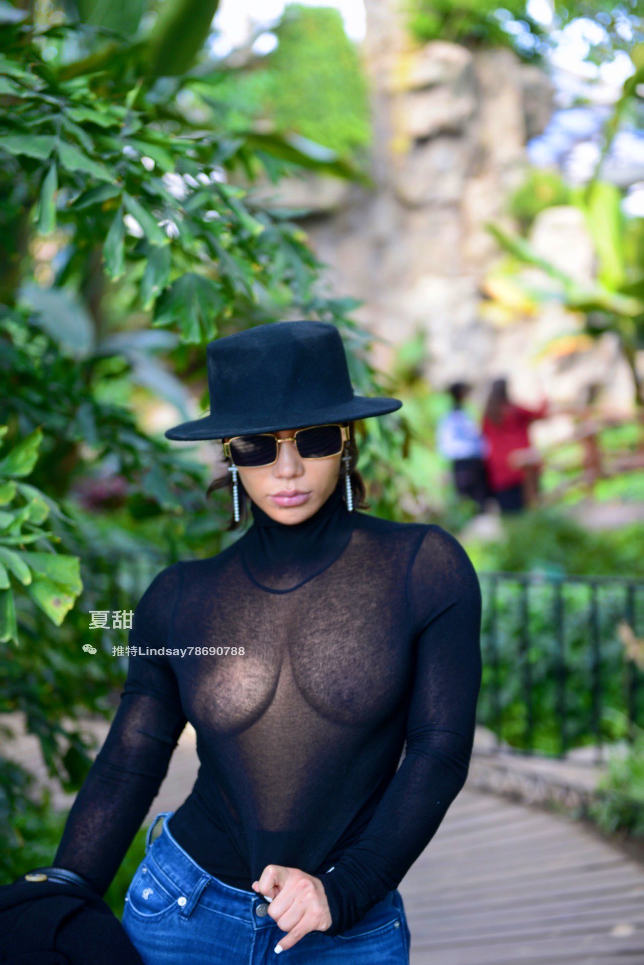 Phiên bản Trung Quốc của Kardashian! Netizen nổi tiếng trên Twitter và Douyin, nữ hoàng tập gym (Hạ Thiên) dấn thân với ảnh tự chụp không đứng đắn bị rò rỉ, lộ cơ thể nude, tập gym nude, nhảy nude, thân hình vô đối!