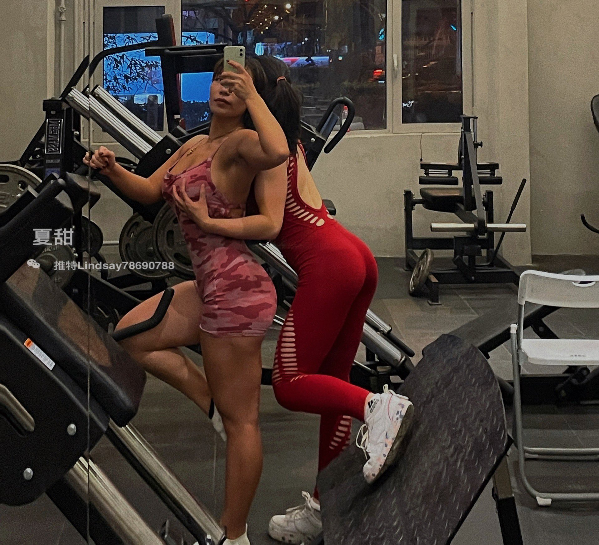 国版卡戴珊！推特抖音网红撸铁健身女王（夏甜）下海不雅自拍流出露出裸体健身裸舞身材无敌