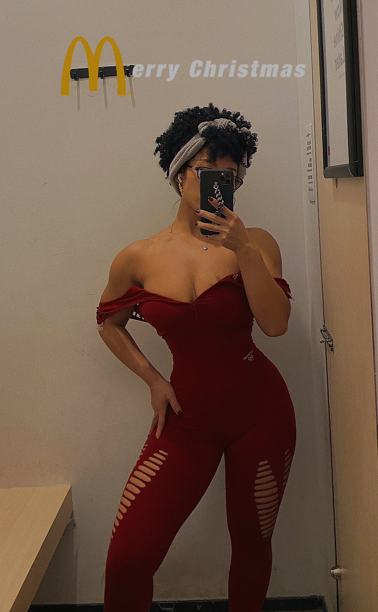 Phiên bản Trung Quốc của Kardashian! Netizen nổi tiếng trên Twitter và Douyin, nữ hoàng tập gym (Hạ Thiên) dấn thân với ảnh tự chụp không đứng đắn bị rò rỉ, lộ cơ thể nude, tập gym nude, nhảy nude, thân hình vô đối!