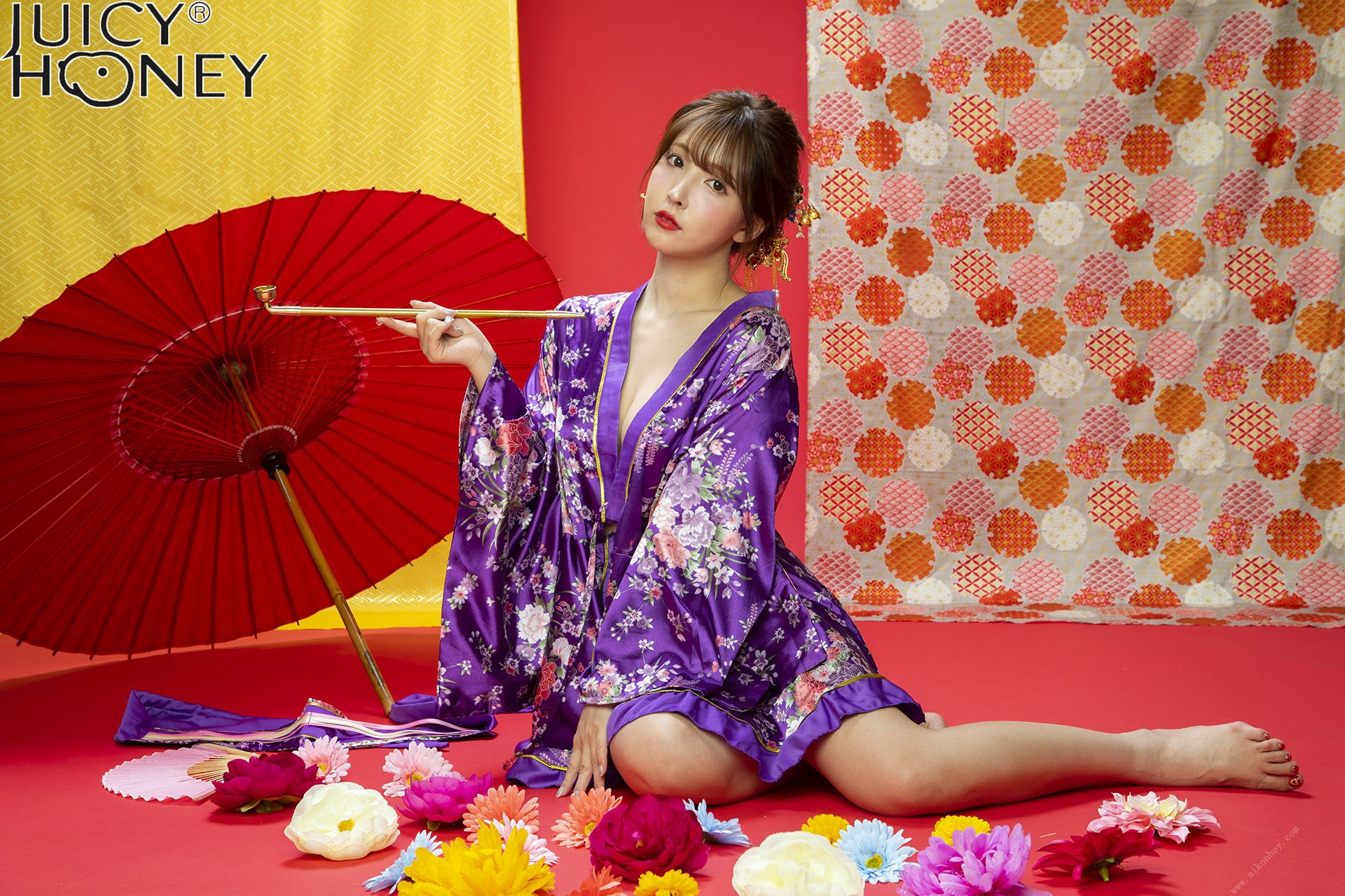 Sổ ảnh liên kết thẻ bài Juicy Honey plus 9: Yua Mikami & Akari Miyatani