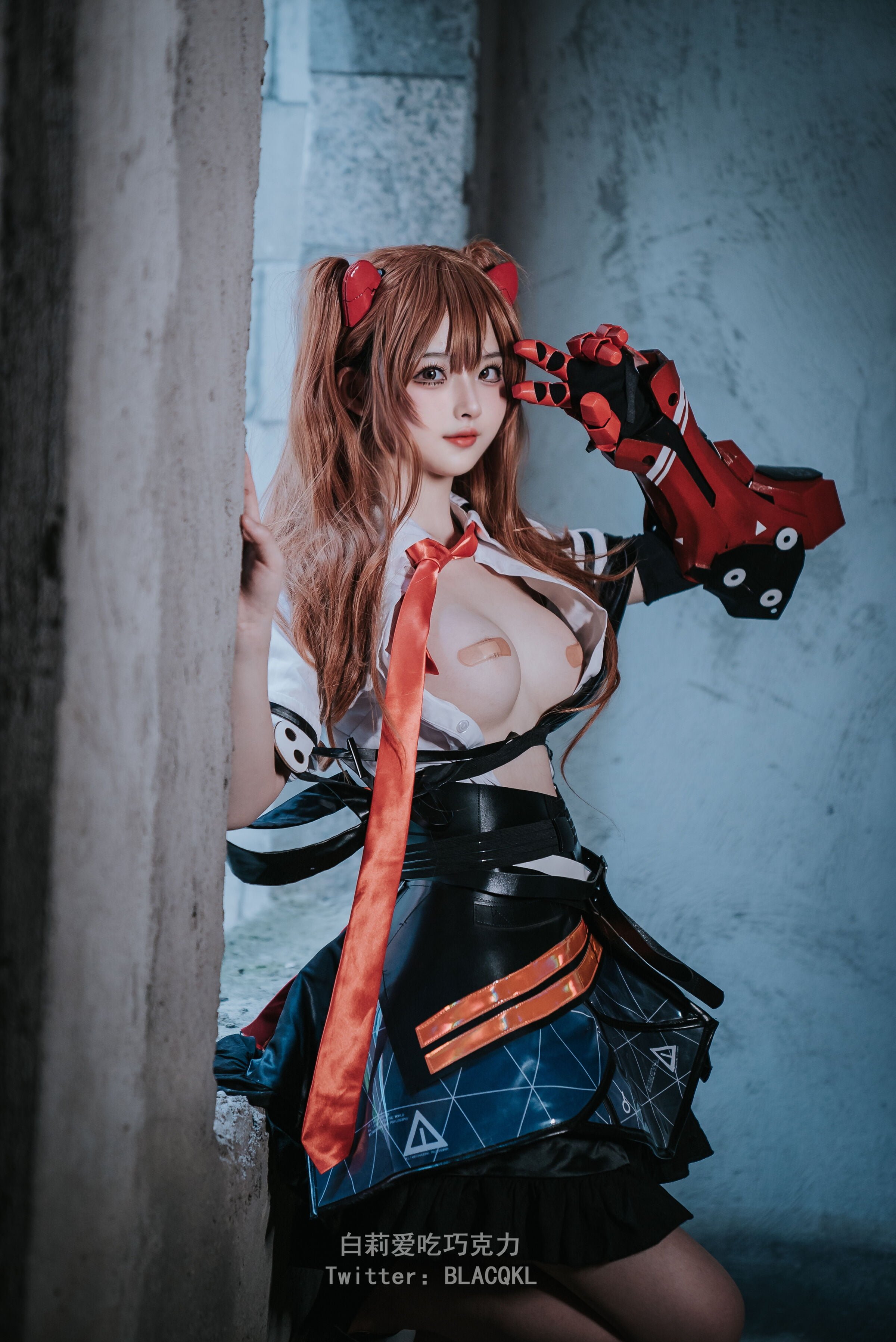 Bai Li loves to eat chocolate - Asuka (EVA)