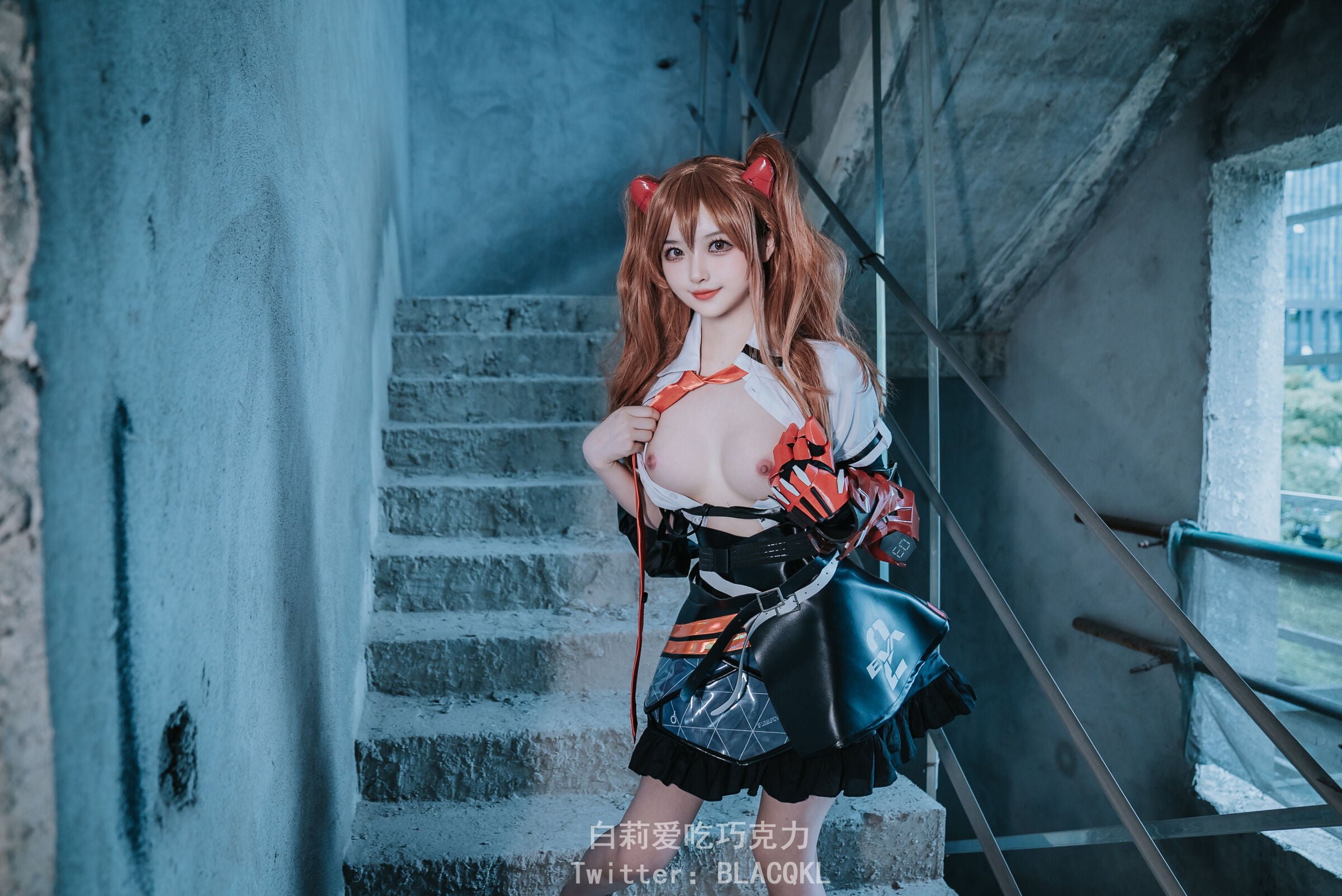 Bai Li loves to eat chocolate - Asuka (EVA)