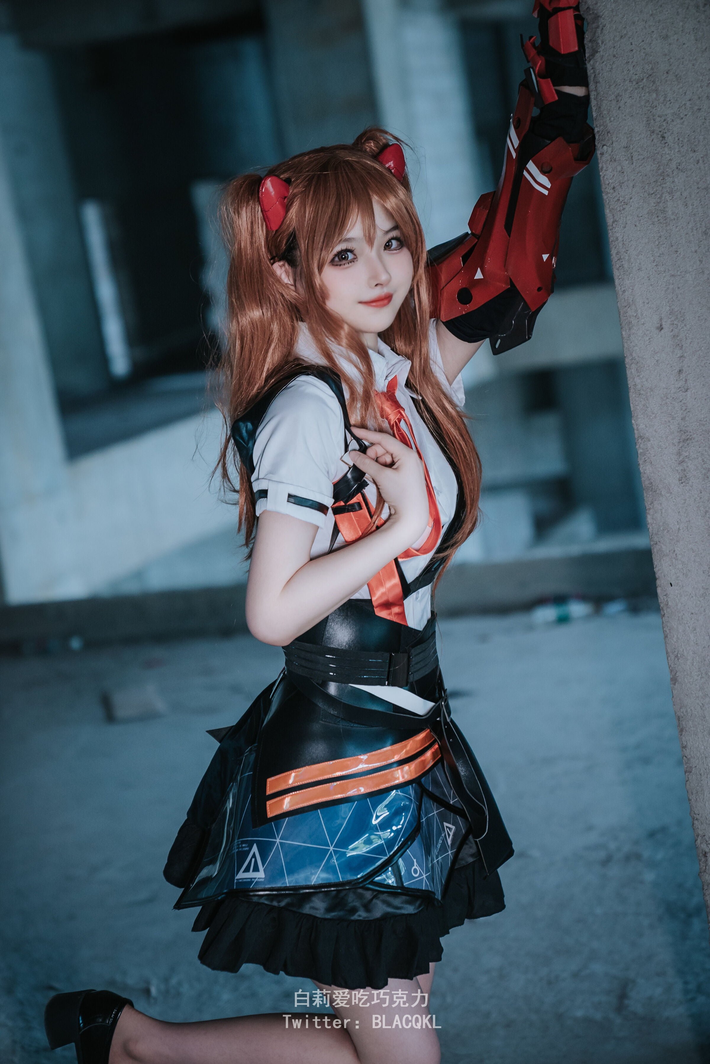 Bai Li loves to eat chocolate - Asuka (EVA)
