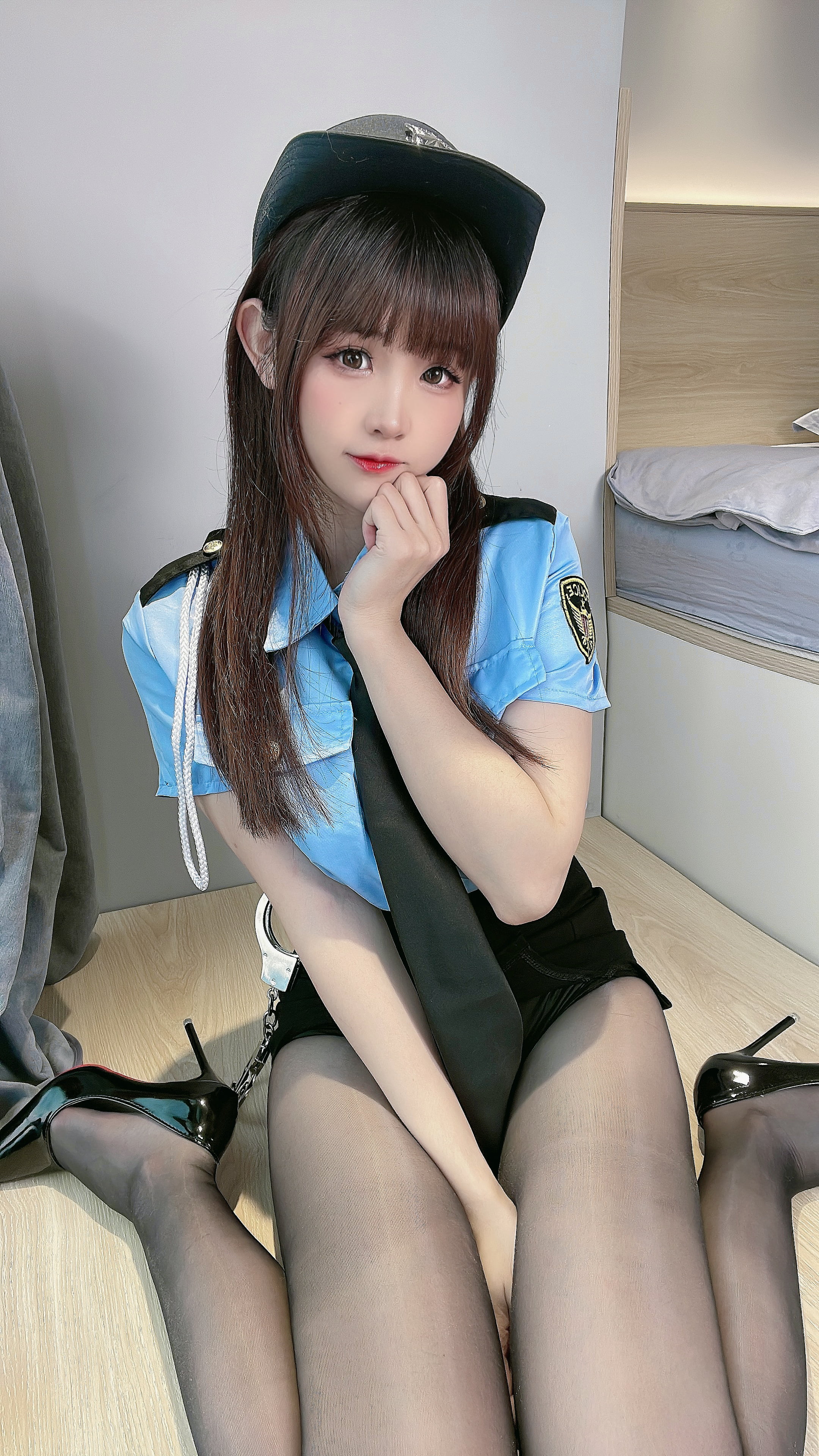 Miko-chan - Đồng phục nữ cảnh sát
