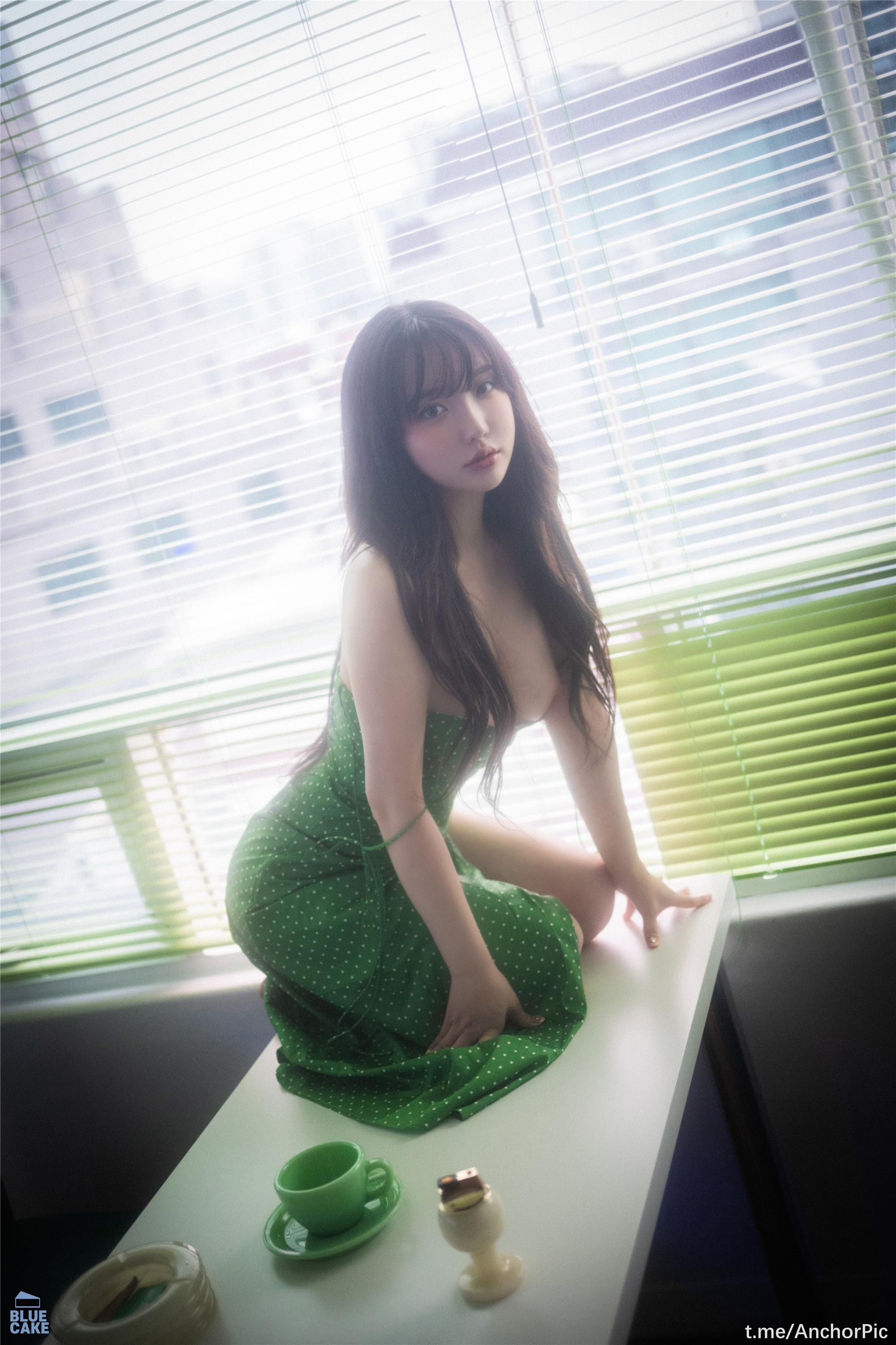 BLUECAKE] 손예은 - Nothing RED 104P