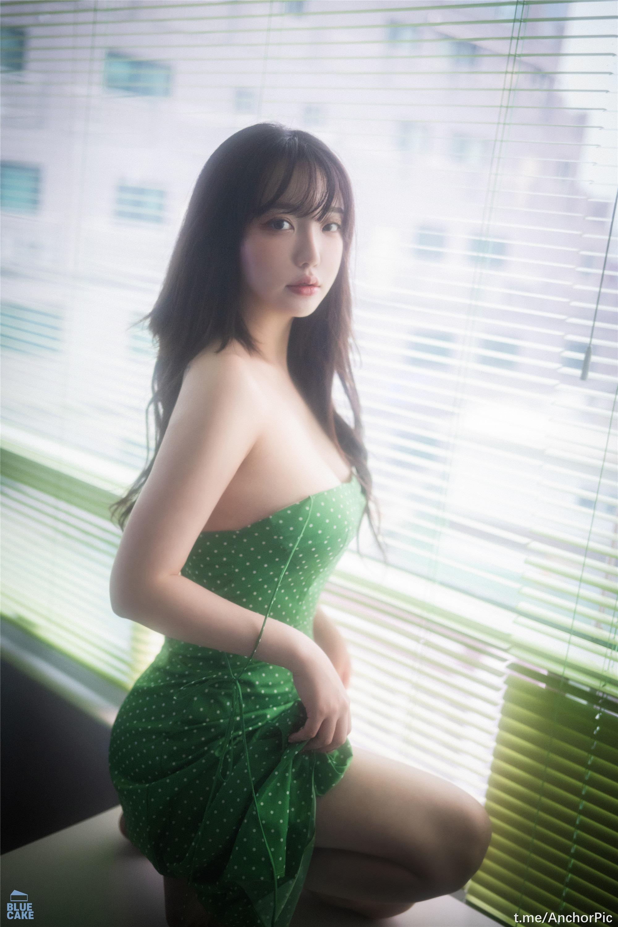 BLUECAKE] 손예은 - Nothing RED 104P