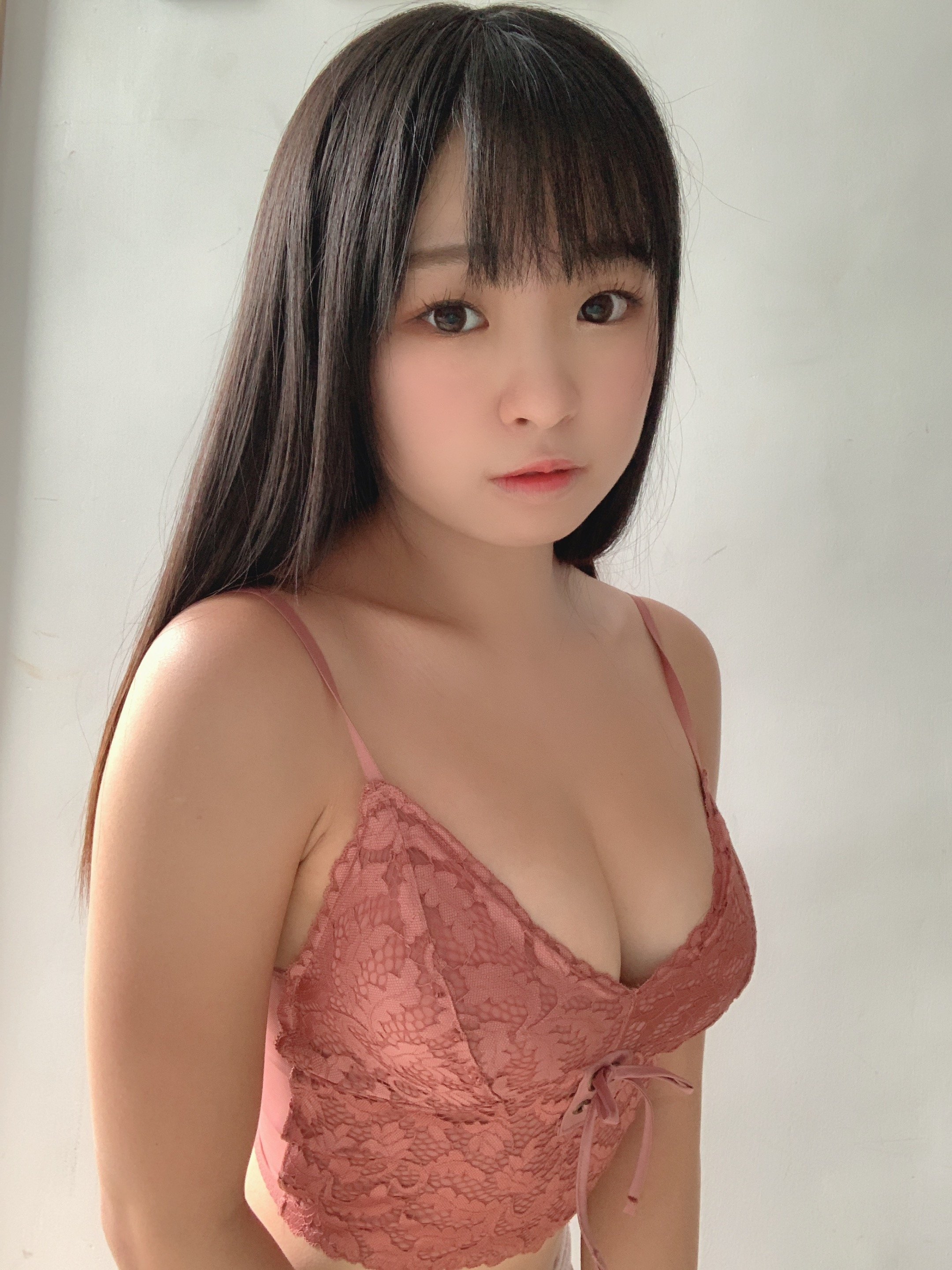 Littlesshine晴兒「千張邪惡豔照」被瘋傳港童顏網紅認了是本人 | cập nhật thư viện ảnh
