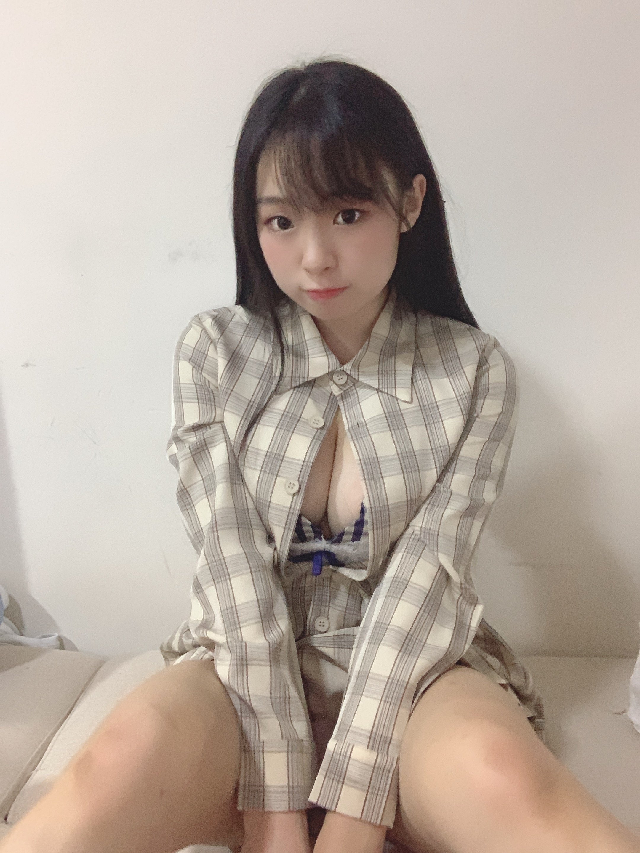 Littlesshine Qing'er Viral Photo Set