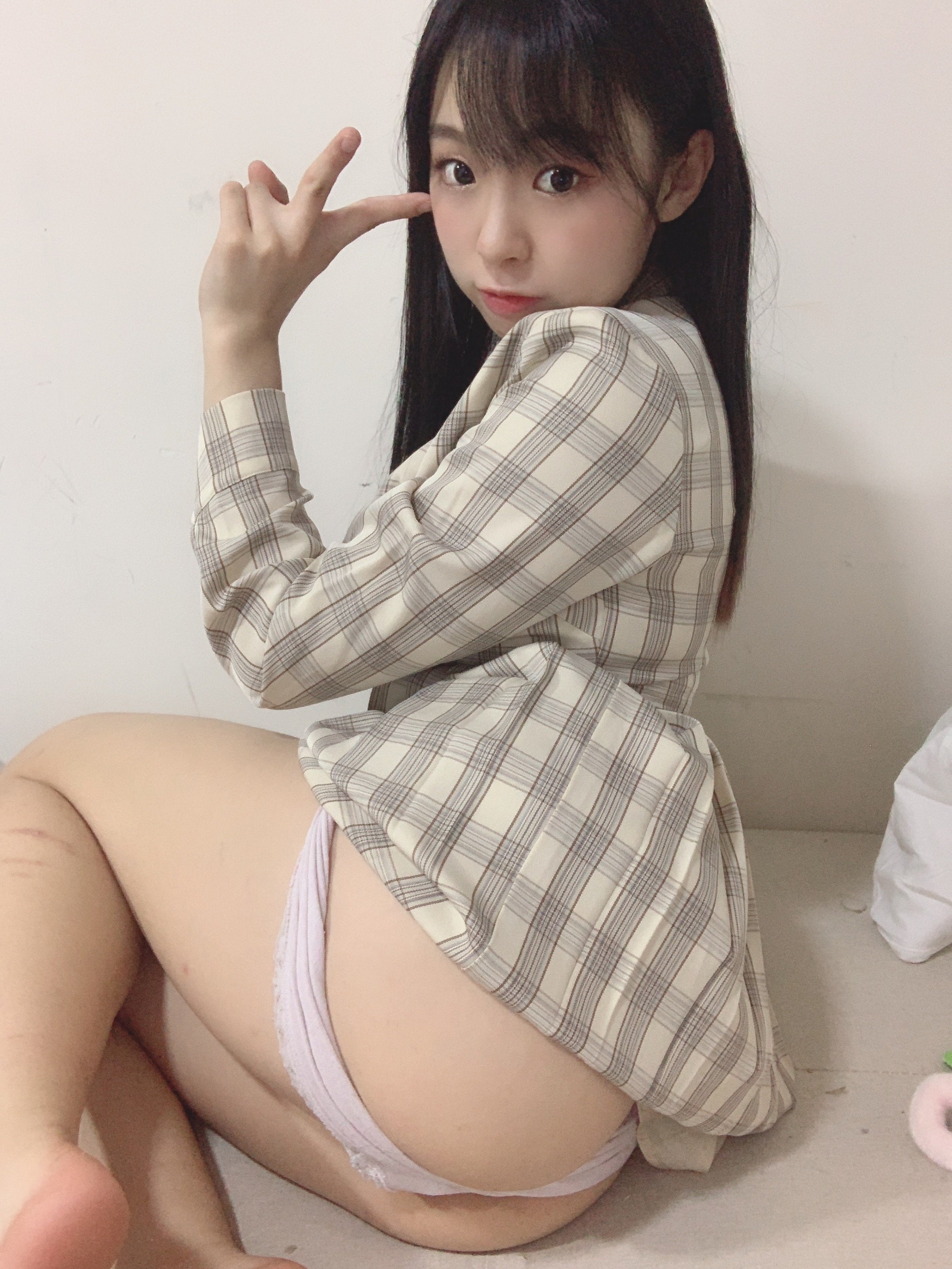 Littlesshine Qing'er Viral Photo Set