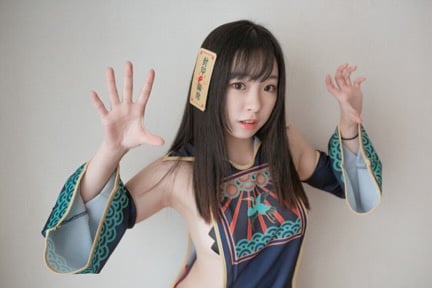 Littlesshine晴兒「千張邪惡豔照」被瘋傳港童顏網紅認了是本人 | 화보 갤러리 업데이트