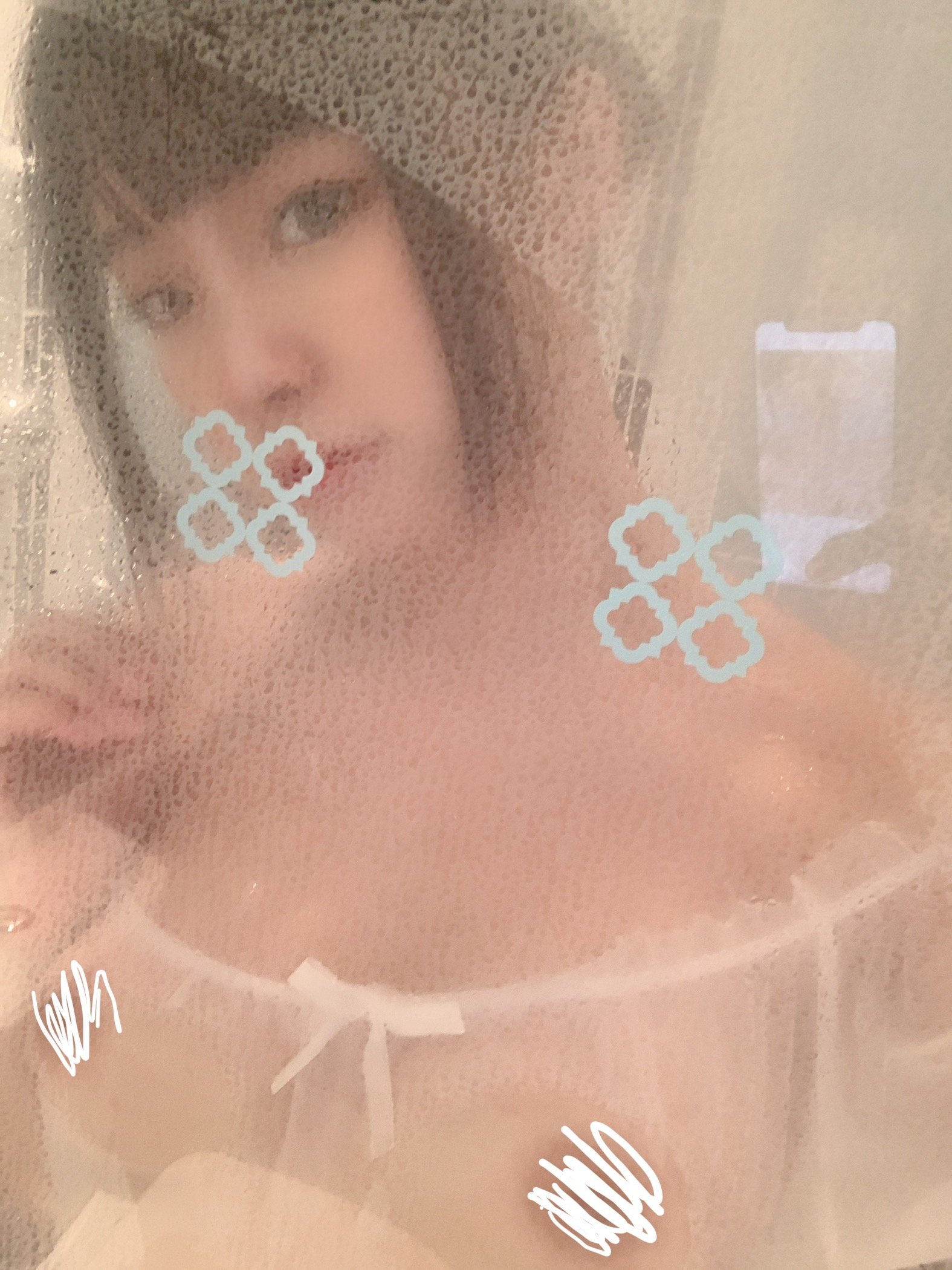 Littlesshine晴兒「千張邪惡豔照」被瘋傳港童顏網紅認了是本人 | 94寫真SEO精選