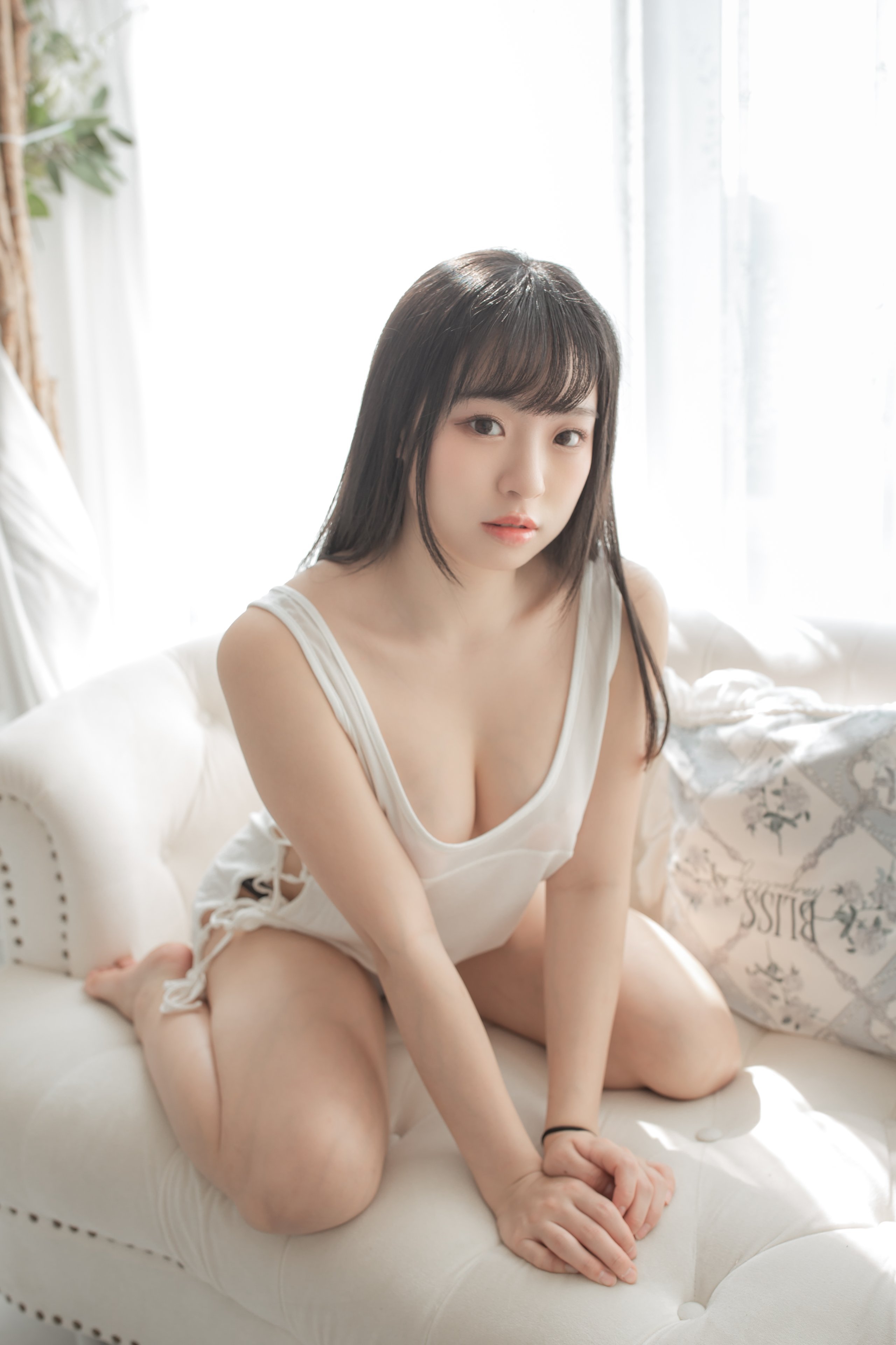 Littlesshine晴兒「千張邪惡豔照」被瘋傳港童顏網紅認了是本人 | 94写真SEO精选