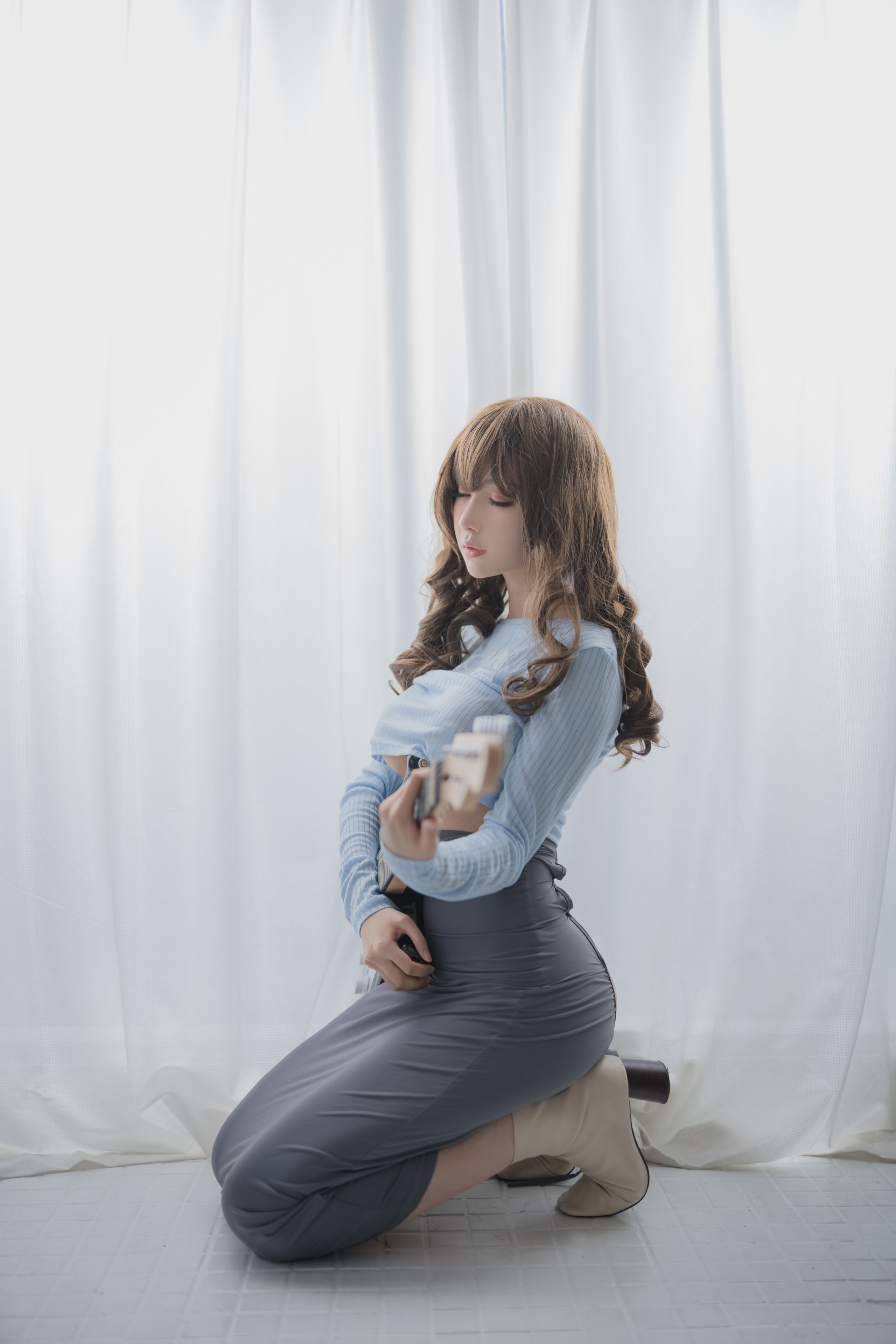 シカ小鹿鹿 - ギター妹