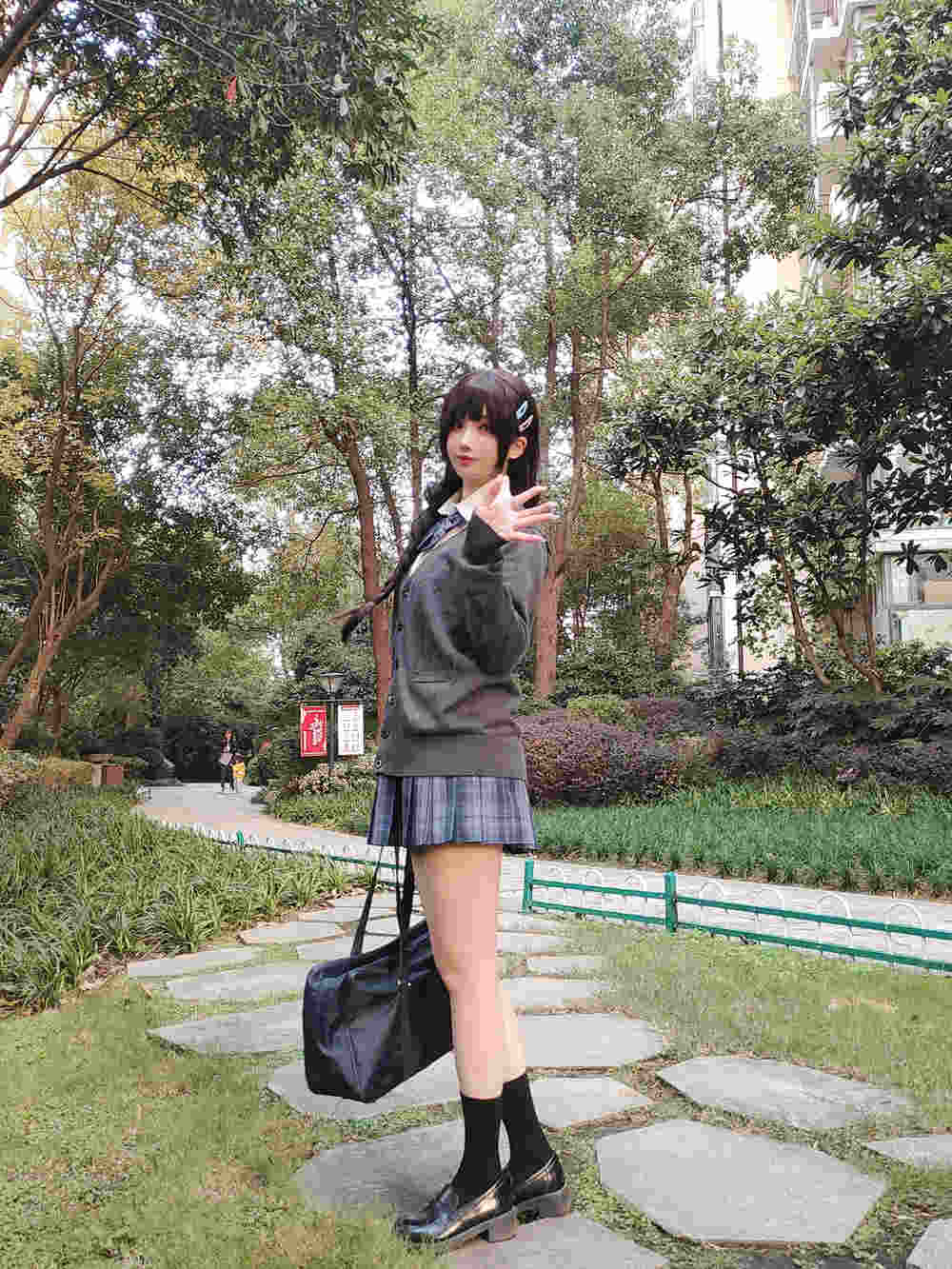 Rioko Liangliangzi『牛頭人三NTR』コスプレ写真