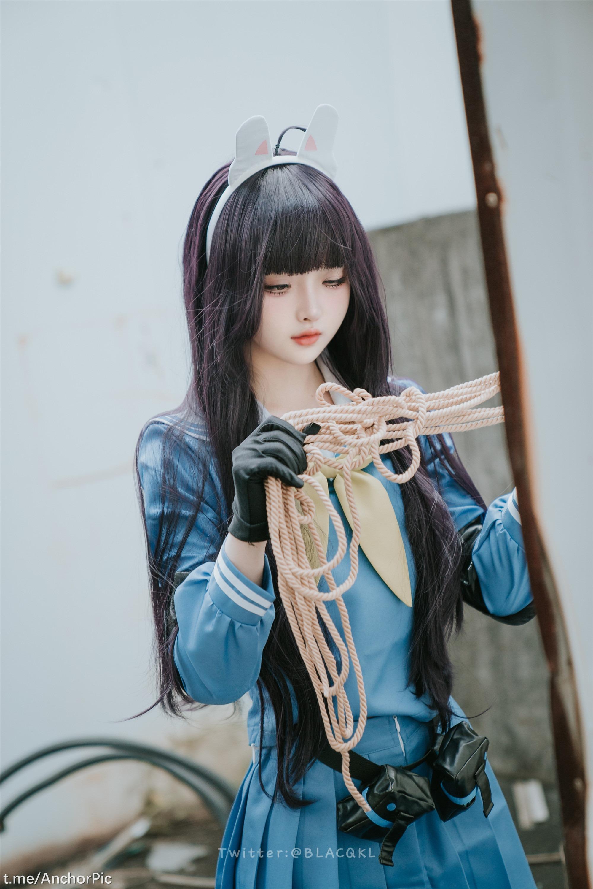白莉はチョコレートを食べるのが好き - 霞沢ミユ 89P