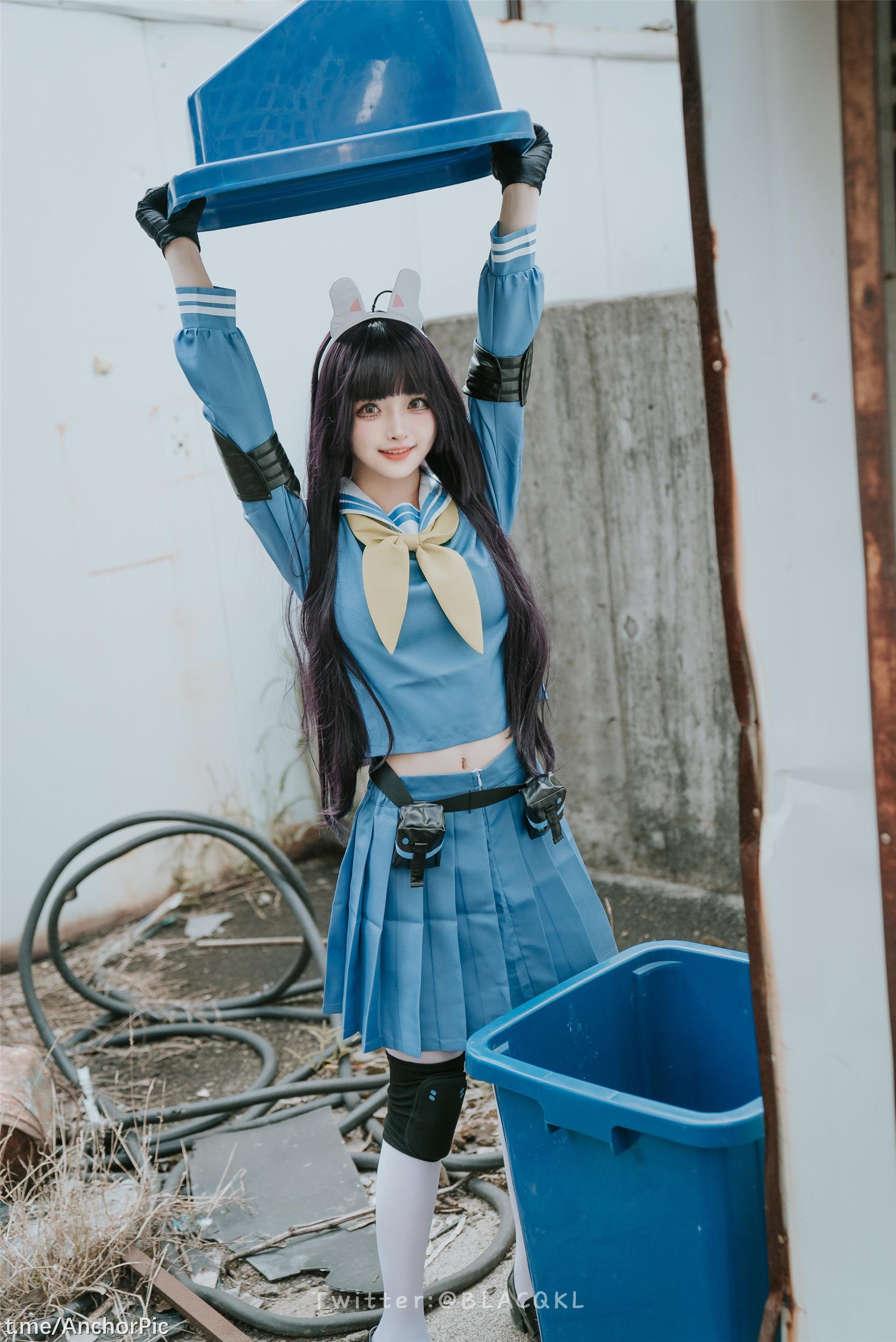 白莉はチョコレートを食べるのが好き - 霞沢ミユ 89P
