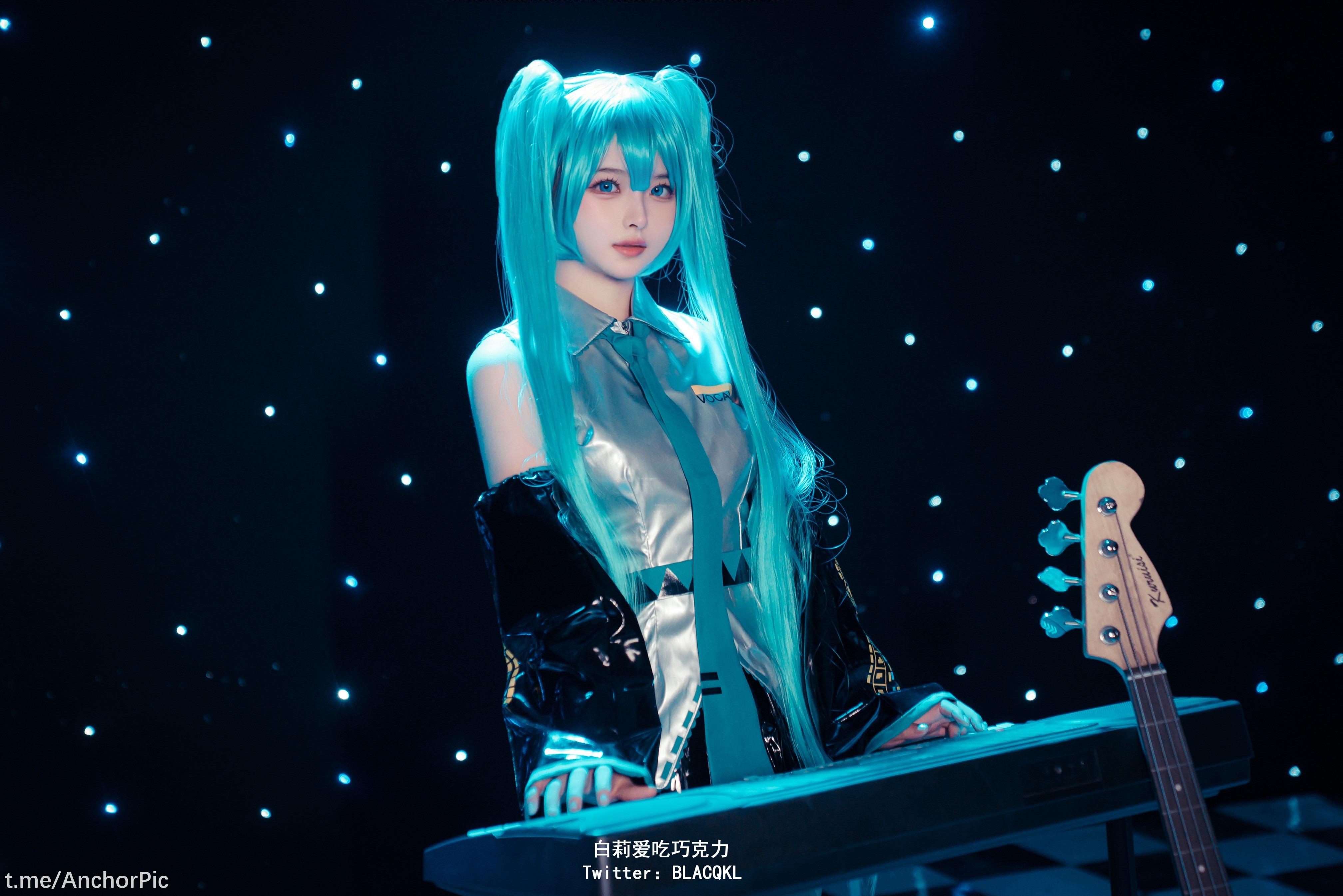 Bạch Ly yêu thích ăn socola - miku Hatsune Miku 102P