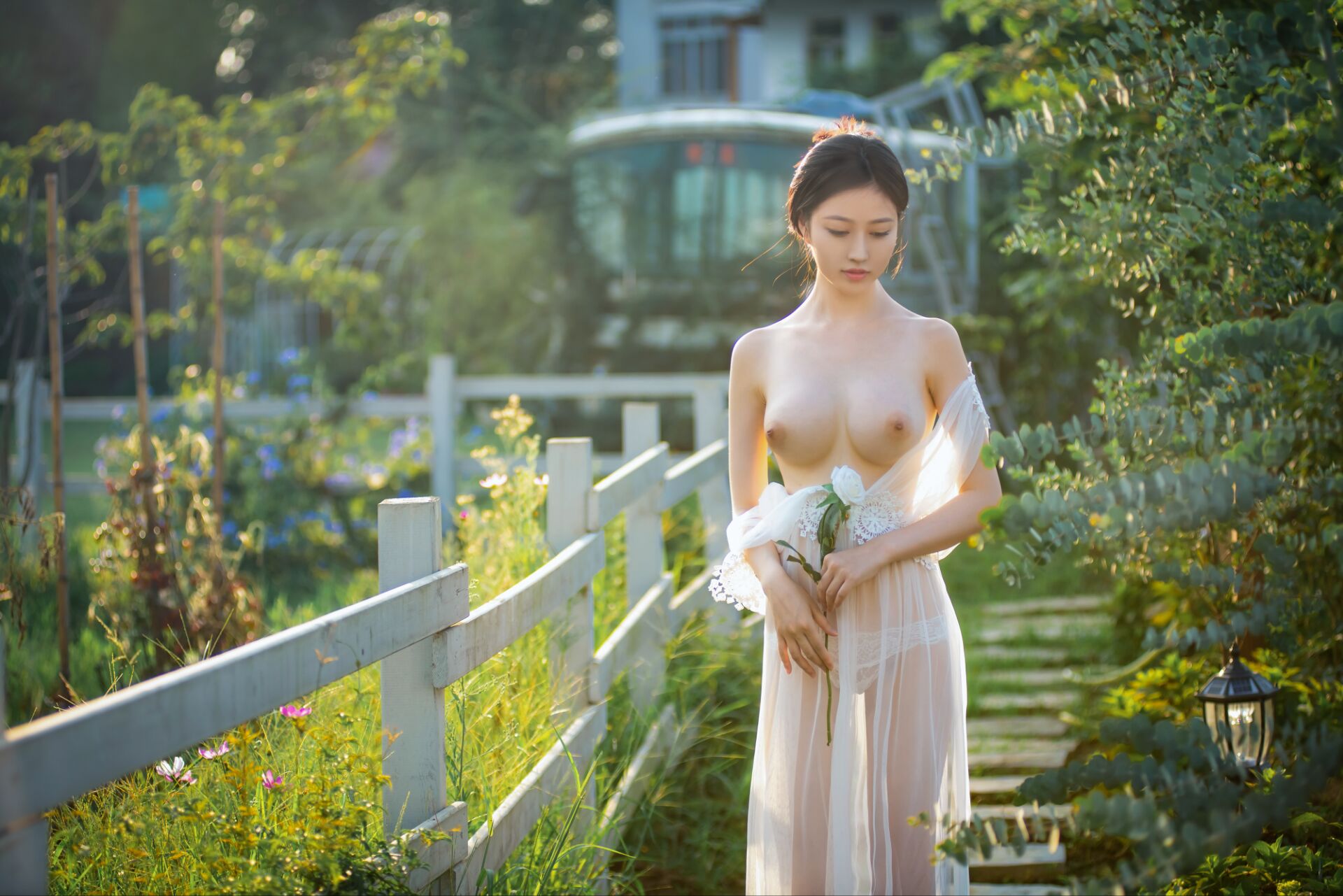 年年《神明之女》