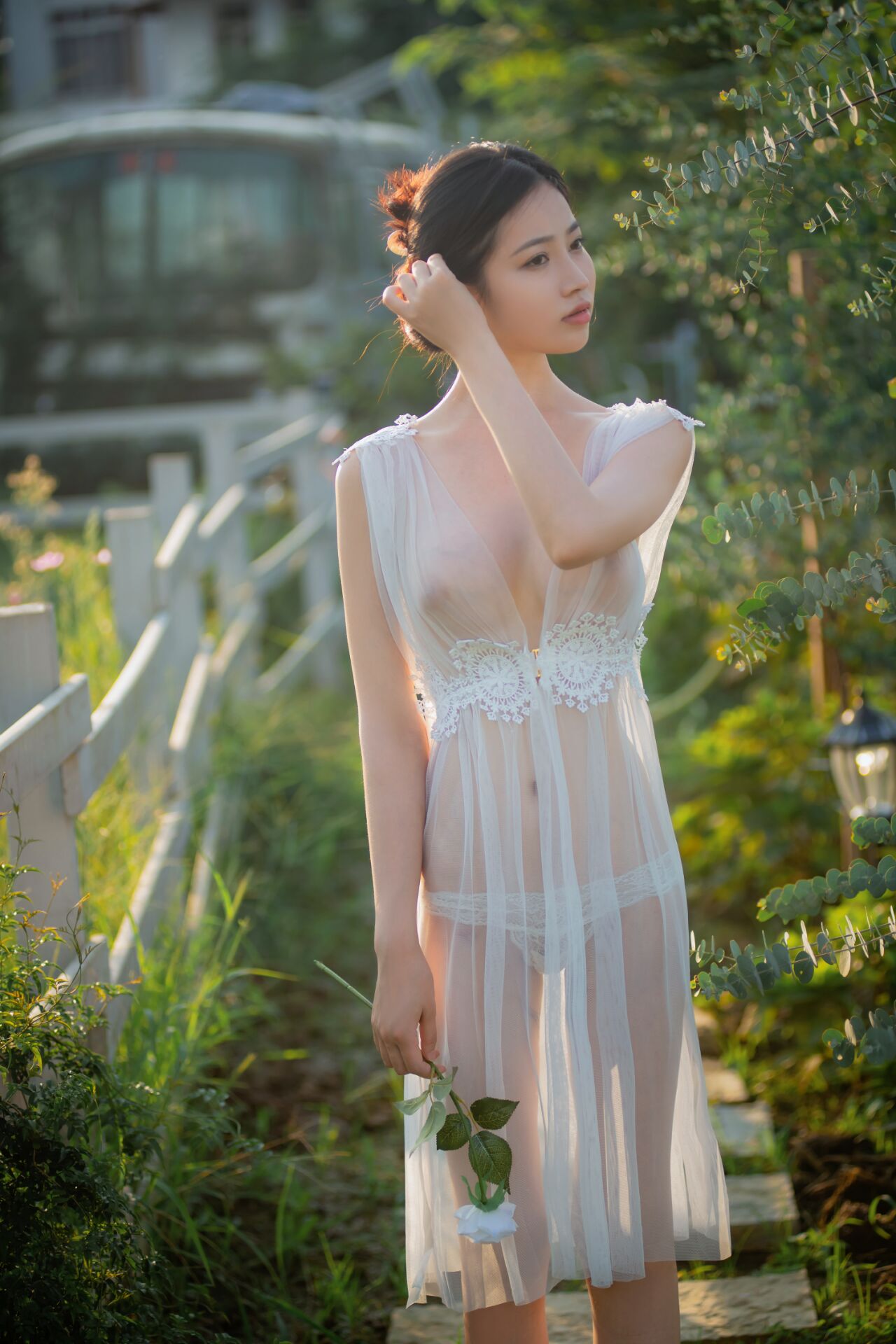 년년 《신명지녀》
