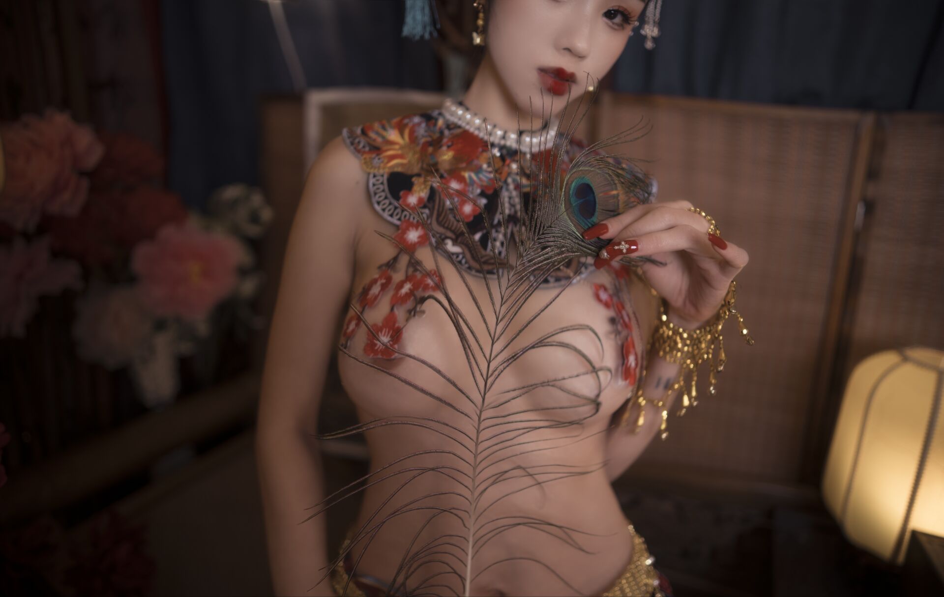 Hợp kim titan TiTi: Trang phục Cung đình Thanh
