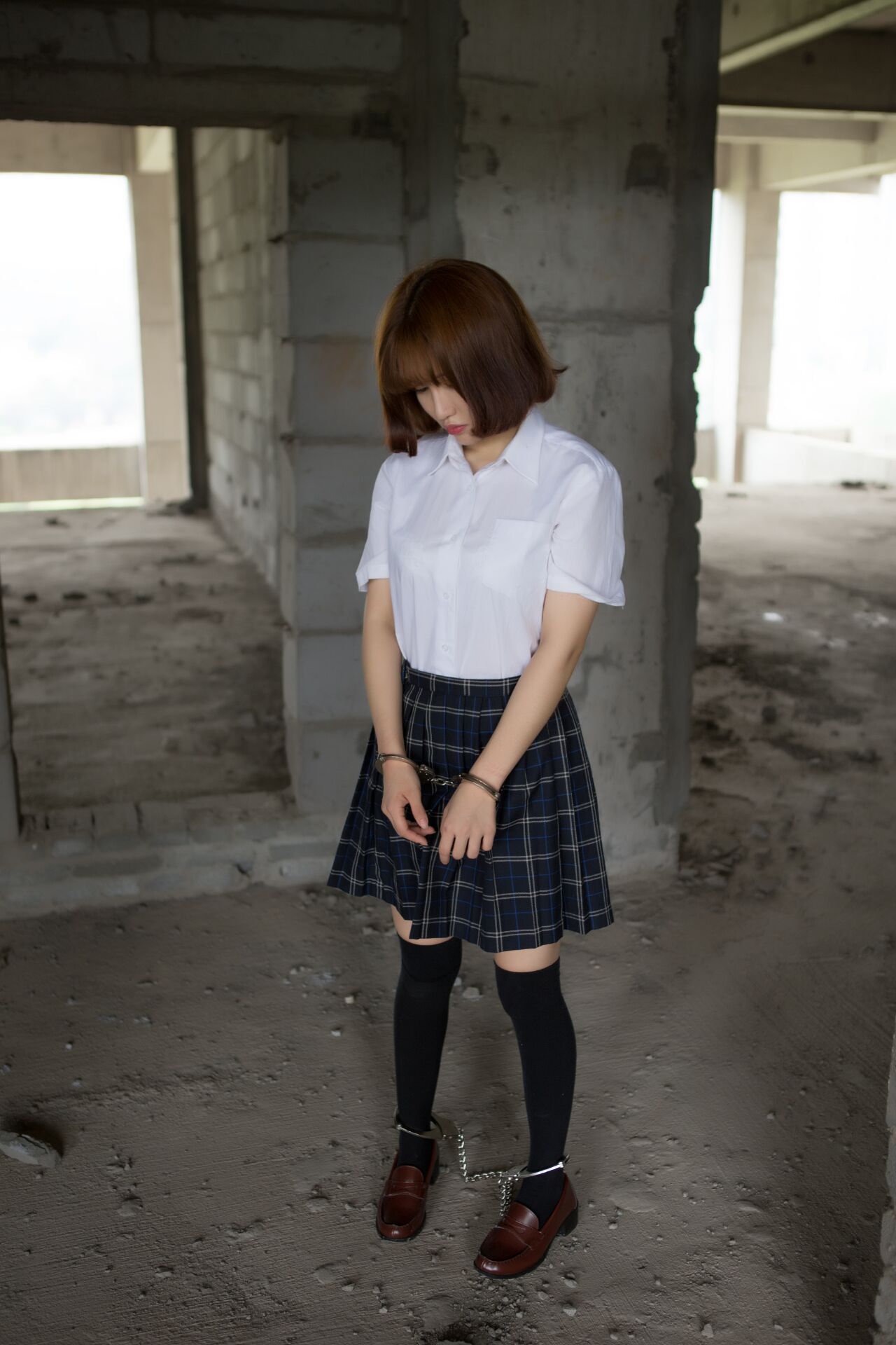 k8 Tsundere Cute Vintage Old Image - School Uniform Outdoor Bondage