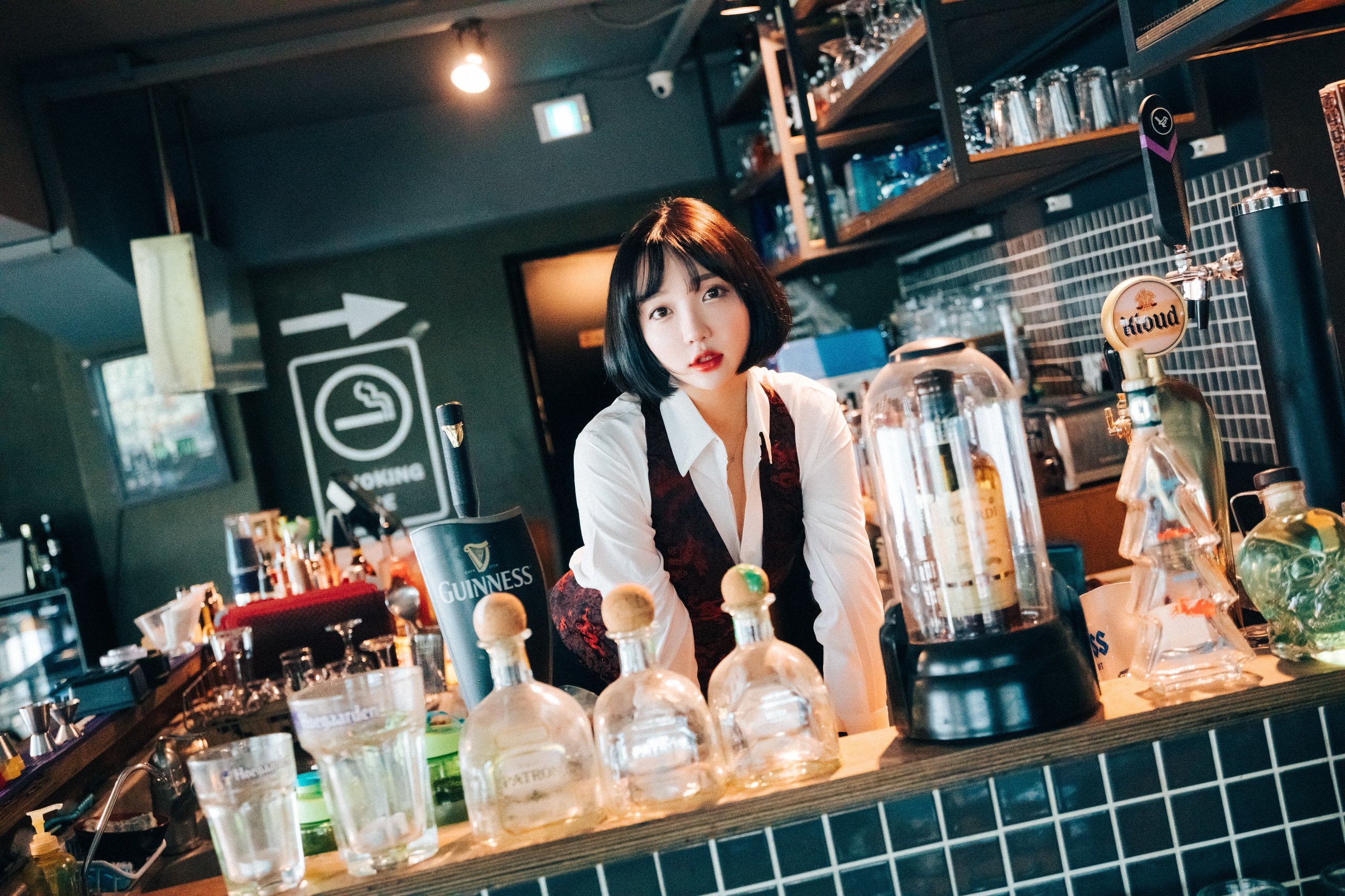 LOOZY] Ye Eun - Tainted Love Bar