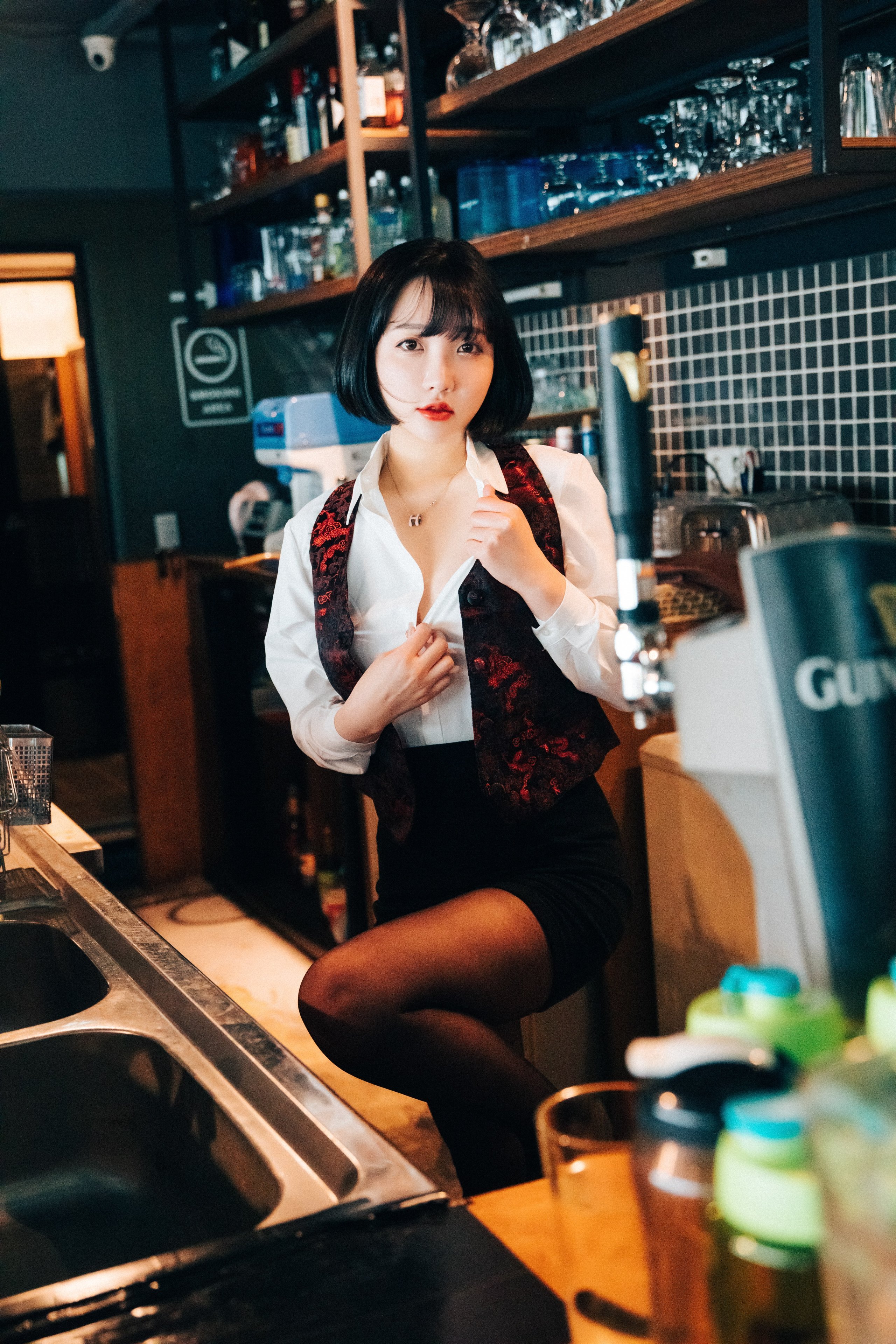 LOOZY] Ye Eun - Tainted Love Bar