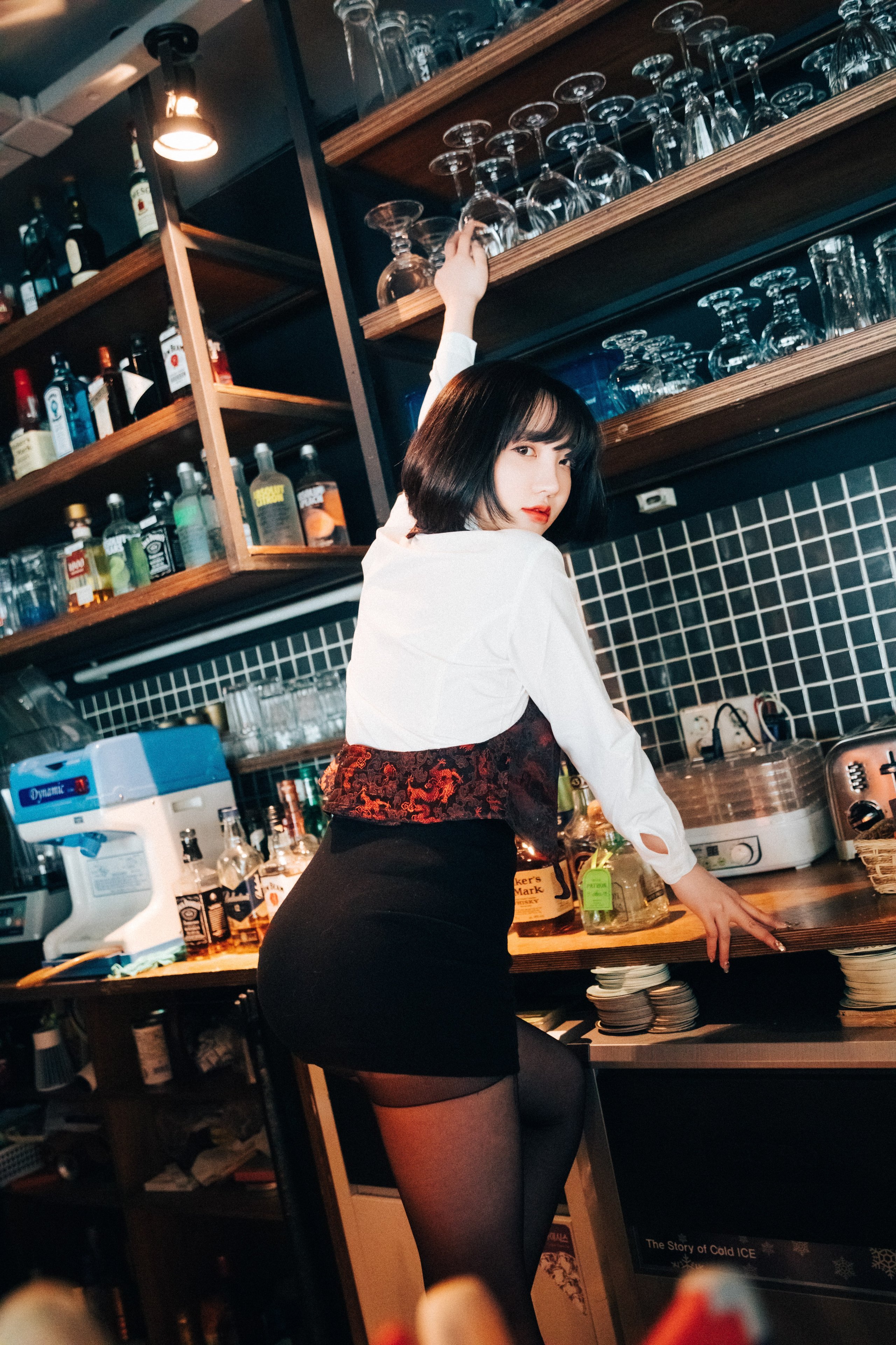 [LOOZY] YeEun - Tainted Love Bar