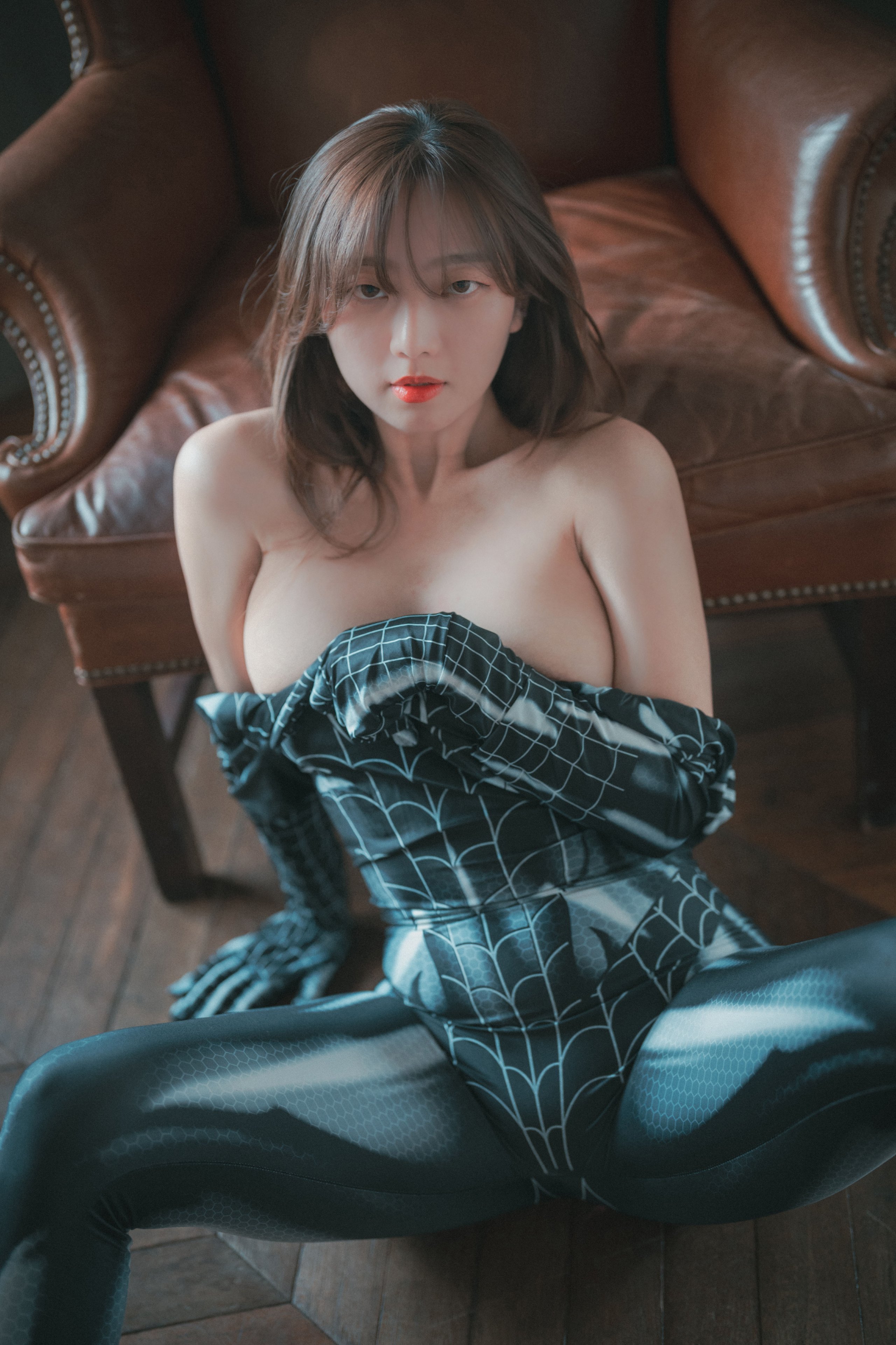 [DJAWA] Koby - The Curvy Spider Girl
