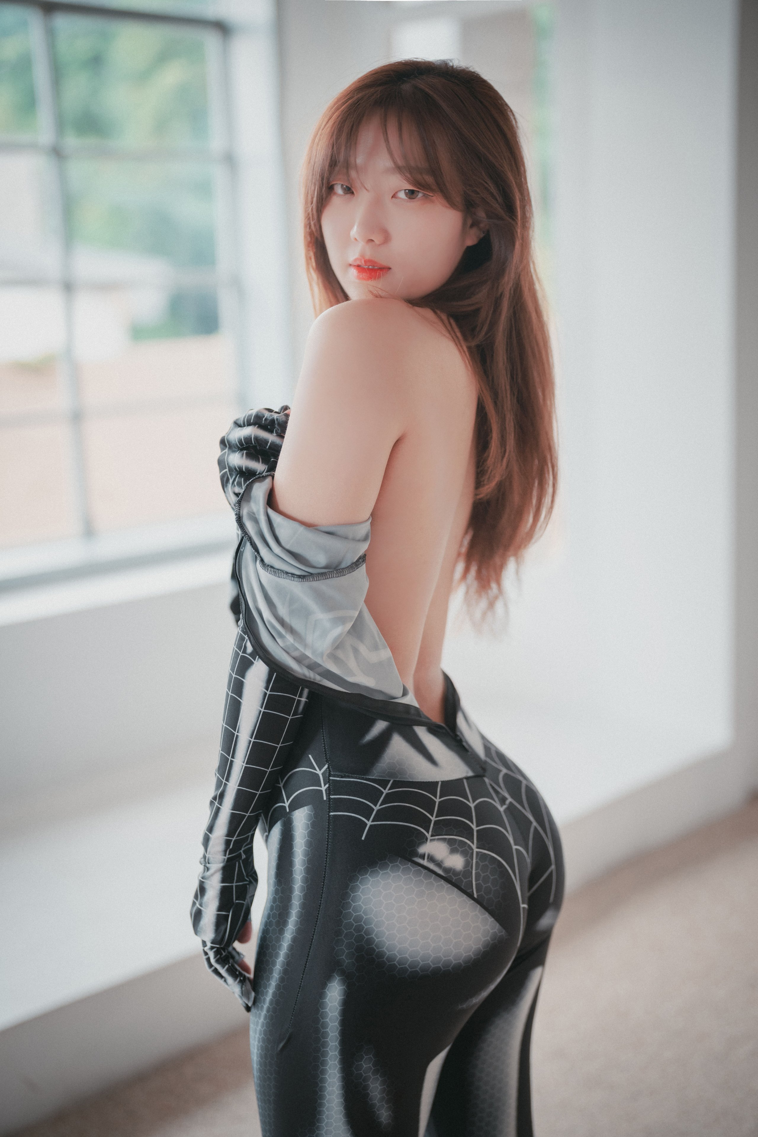 [DJAWA] Koby - The Curvy Spider Girl