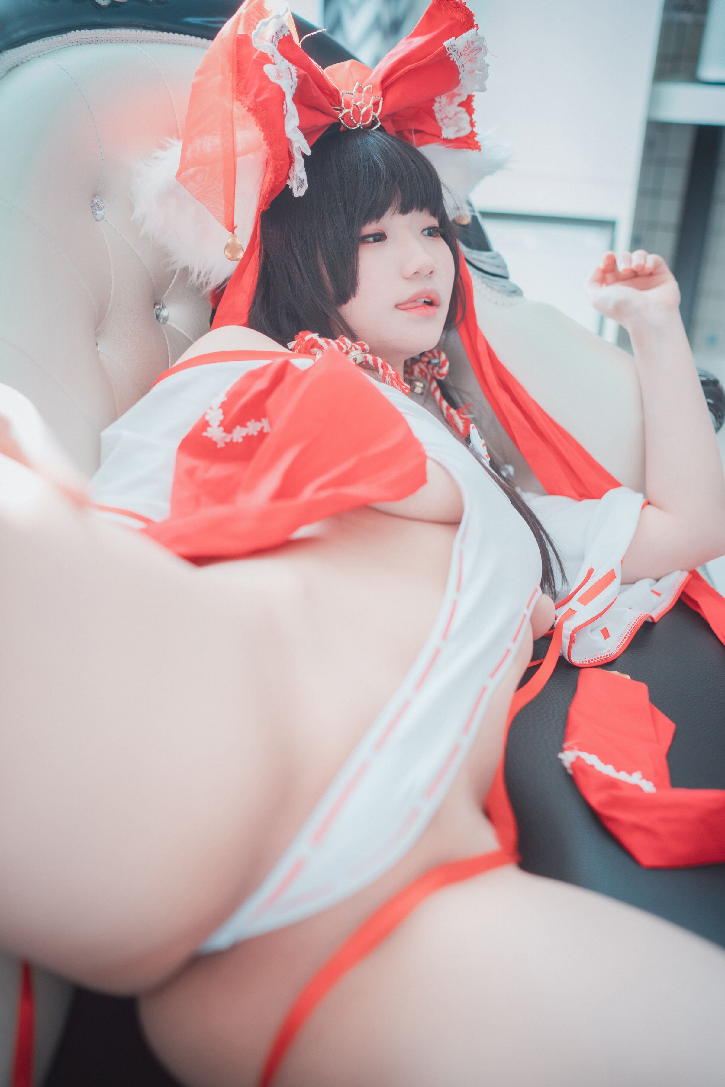 Mimmi - Reimu Hakurei