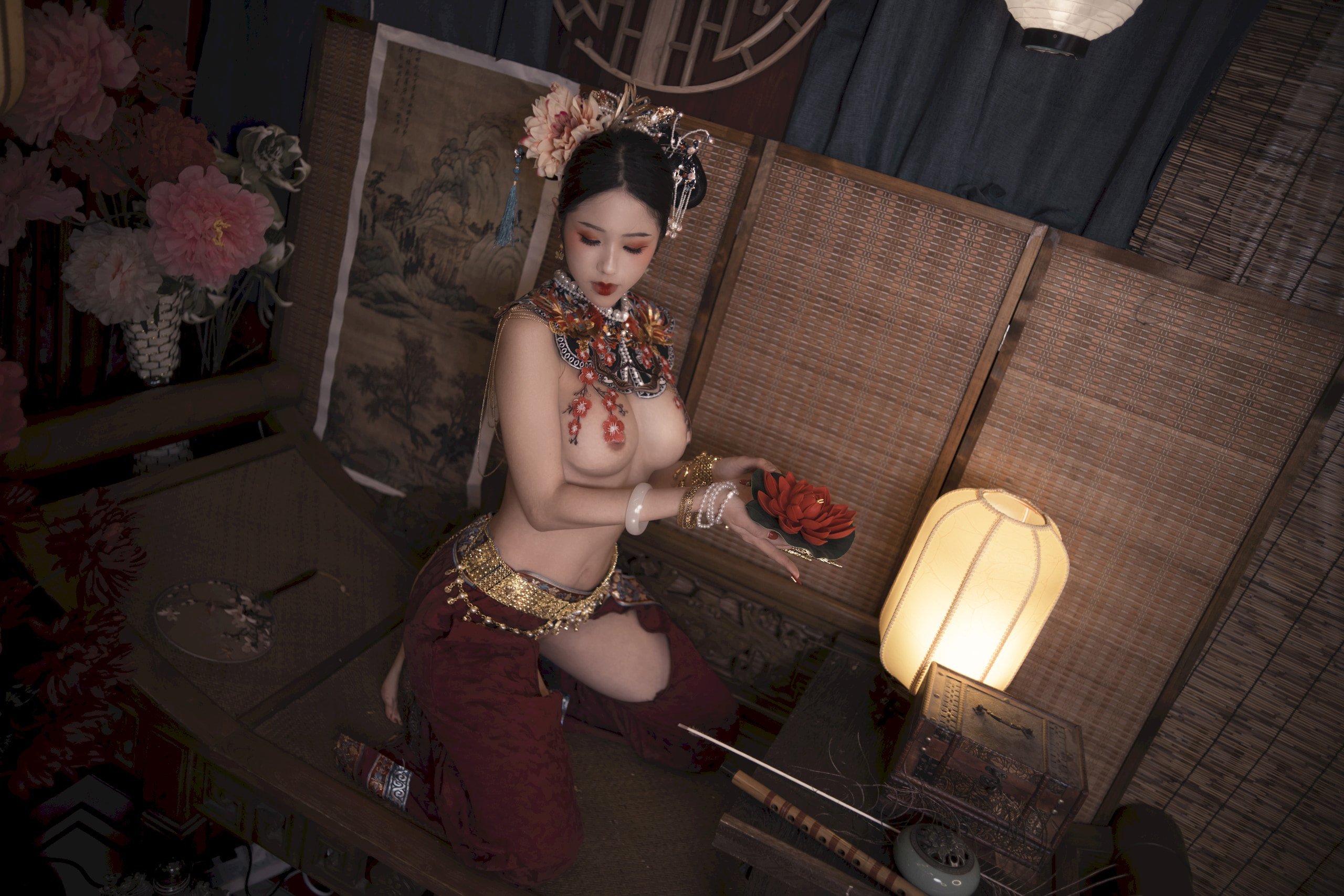 Hợp kim titan TiTi - Trang phục Mãn Thanh